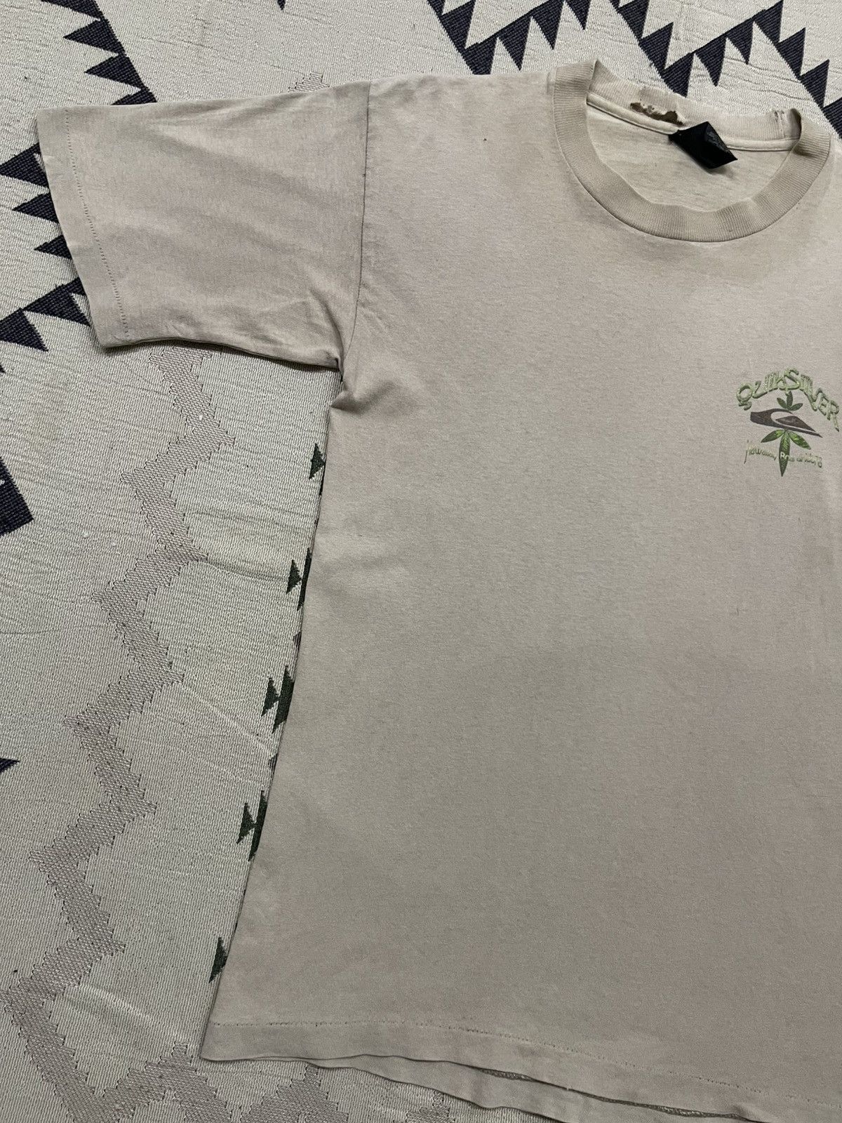 Quiksilver 1990s QUICKSILVER “HAWAIIAN BOARDRIDERS” SUNFADED DISTRESSED Size US S / EU 44-46 / 1 - 10 Thumbnail