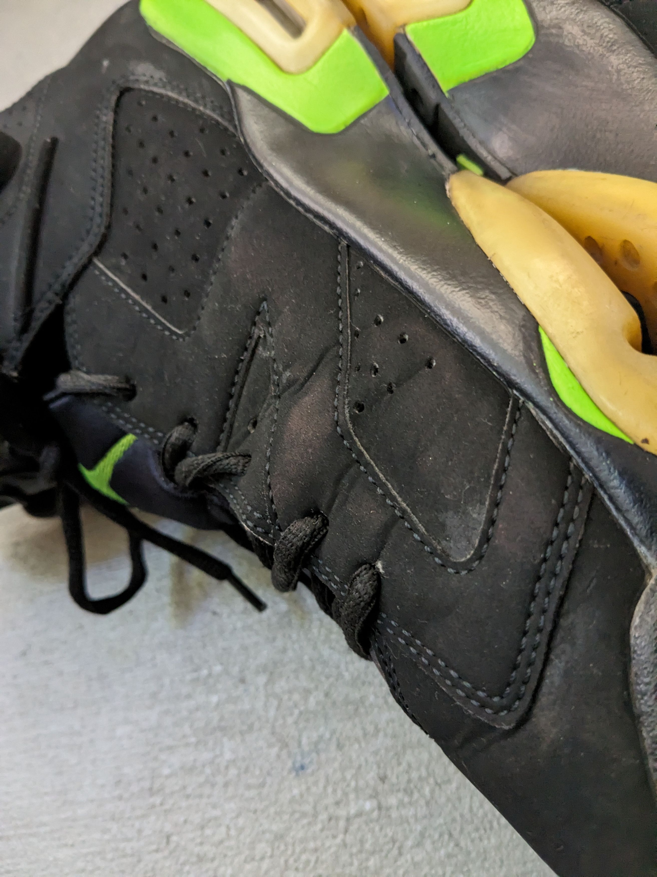 Jordan Brand Nike Air Jordan 6 Retro Electric Green Size 10 CT8529–003 Size US 10 / EU 43 - 15 Thumbnail