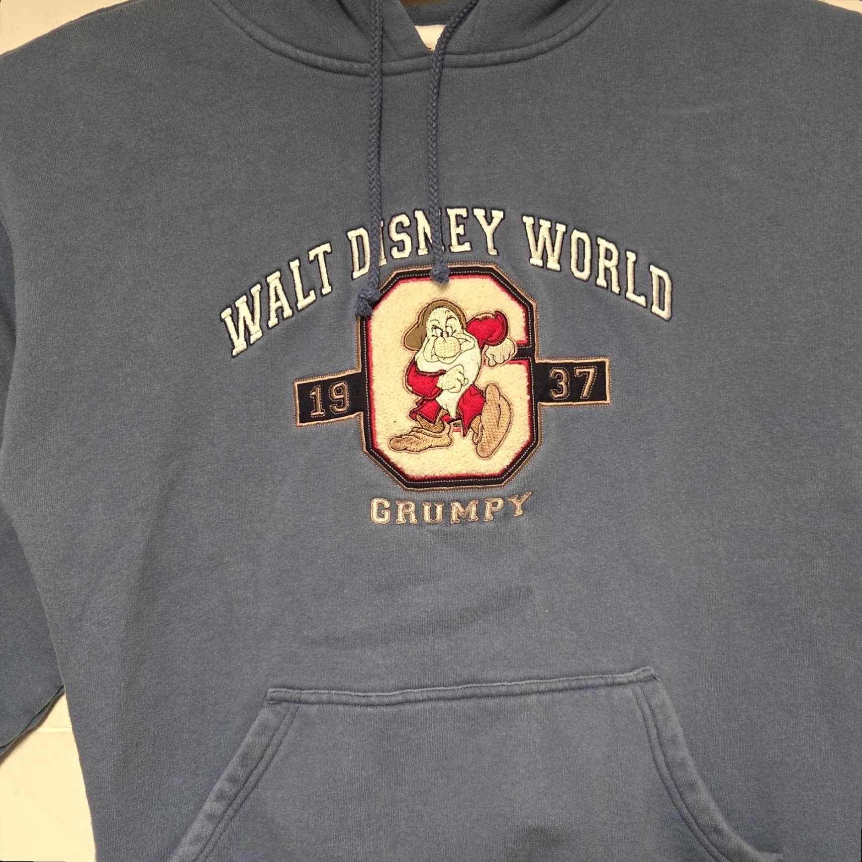 Disney VINTAGE Grumpy Walt Disney World Hoodie Men S Blue Embroidered Disneybound Pullover Sports Retro 90s Dirty? Size US S / EU 44-46 / 1 - 3 Thumbnail