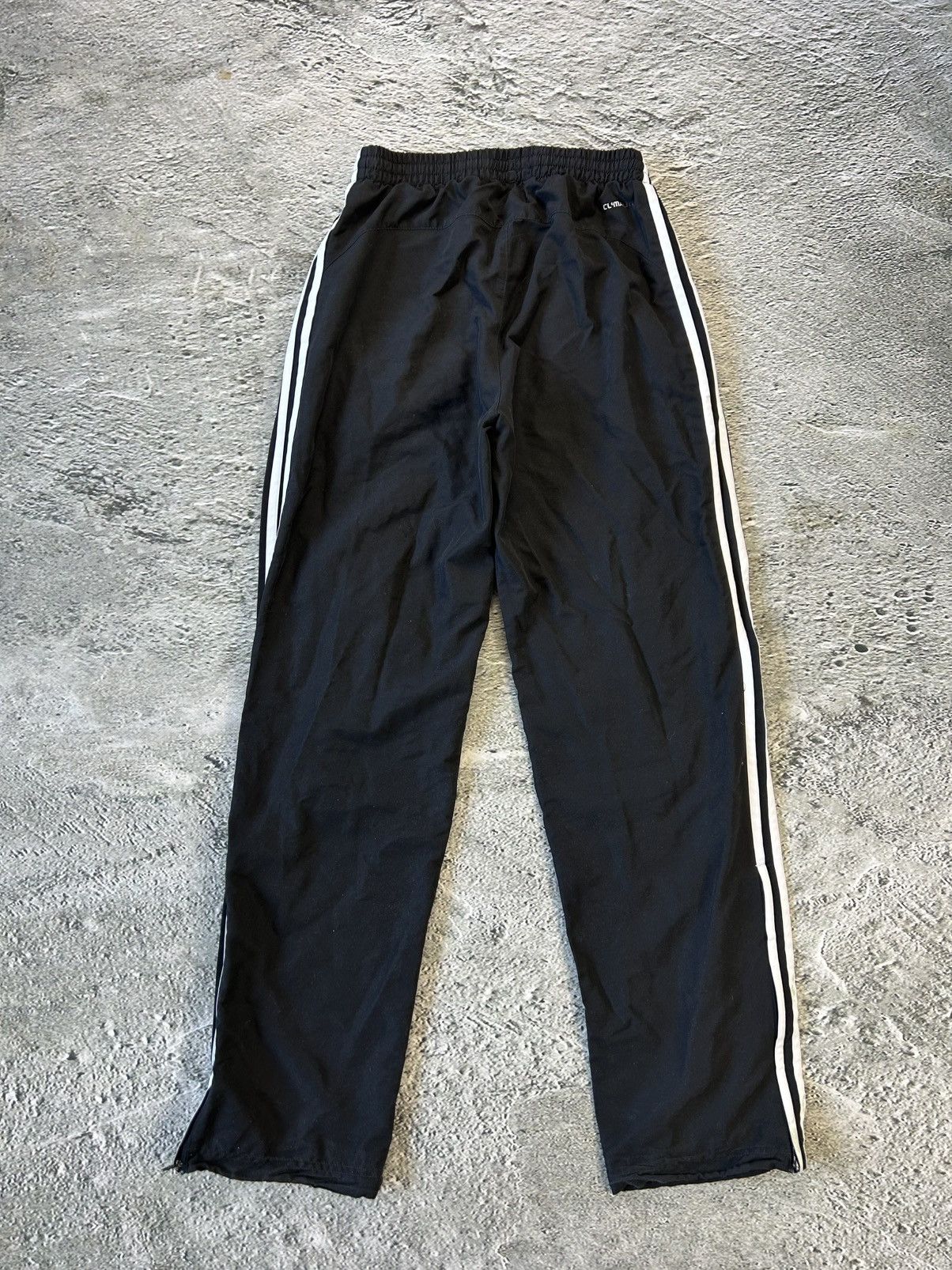 Adidas × Vintage Adidas vintage black track pants small logo 2000s drill Y2K Size US 28 / EU 44 - 10 Thumbnail