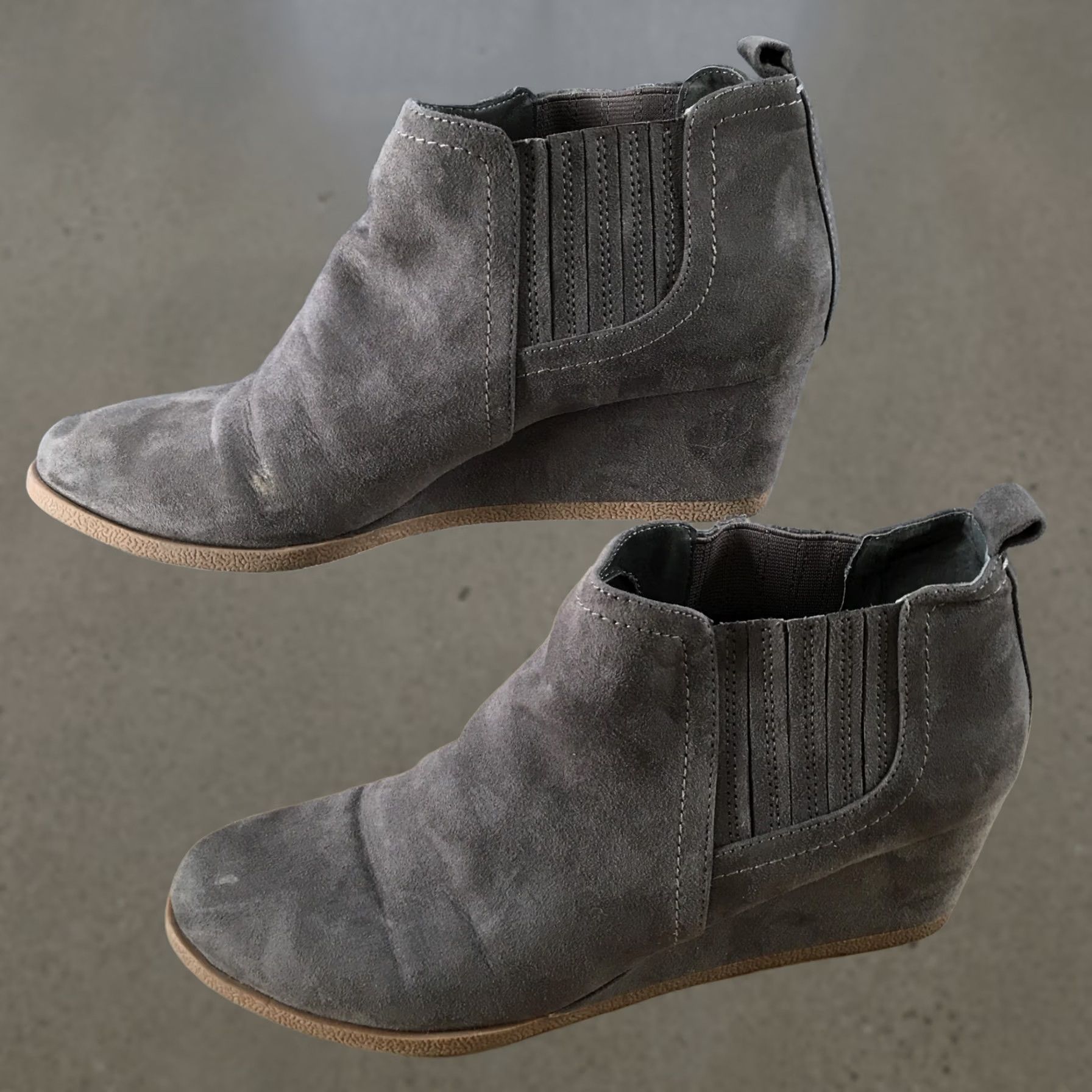 Dolce Vita DV8 By Dolce Vita Boots Womens 9 Ankle Booties Gray Suede Pull On Wedge Heel 2 1/2" Casual Size US 9 / IT 39 - 1 Thumbnail