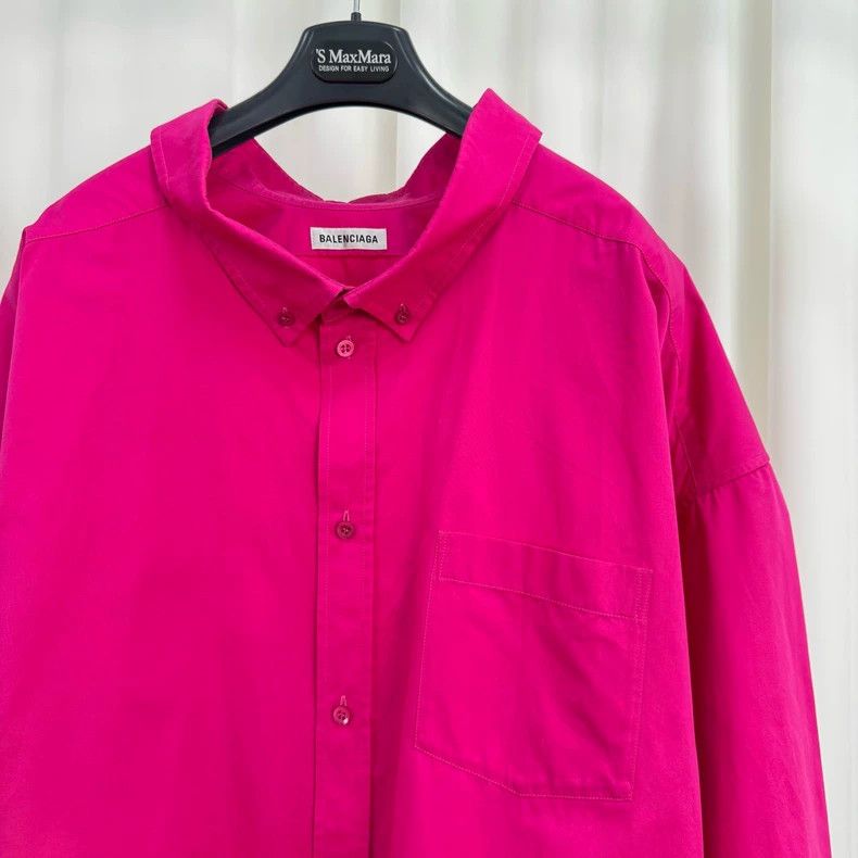 Balenciaga Balenciaga size 34 Off-the-shoulder monogrammed shirt Size US L / EU 52-54 / 3 - 3 Thumbnail