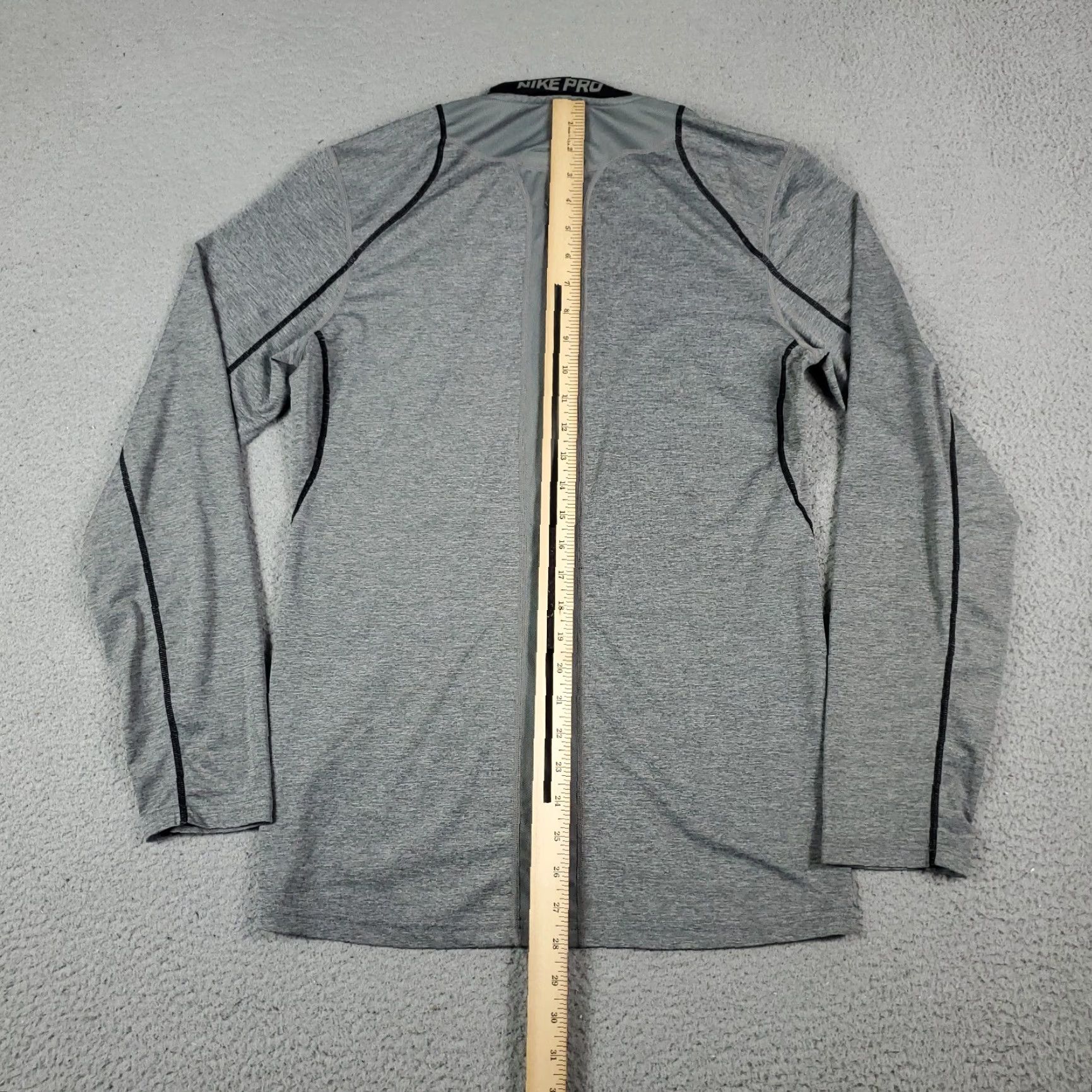Nike Nike Shirt Mens Small Gray Pro Dri Fit Work Out Long Sleeve Size US S / EU 44-46 / 1 - 6 Thumbnail