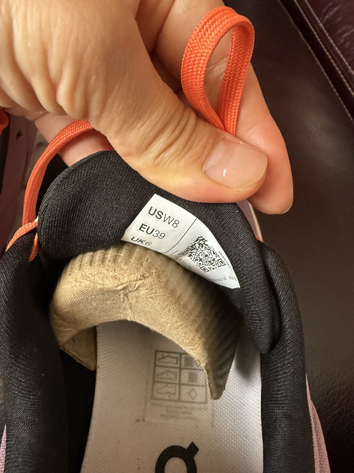 On On Women’s Cloudstratus 3 NWOT size 8 color in Quartz | Lily Size US 8 / IT 38 - 11 Thumbnail