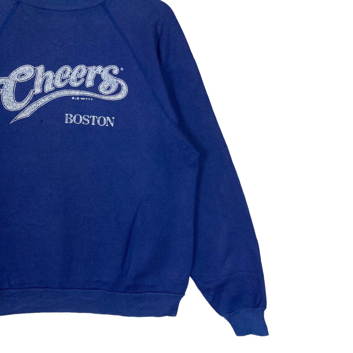 Vintage Vintage Discus Athlete Cheers Boston Pullover Jumper Size US L / EU 52-54 / 3 - 5 Thumbnail
