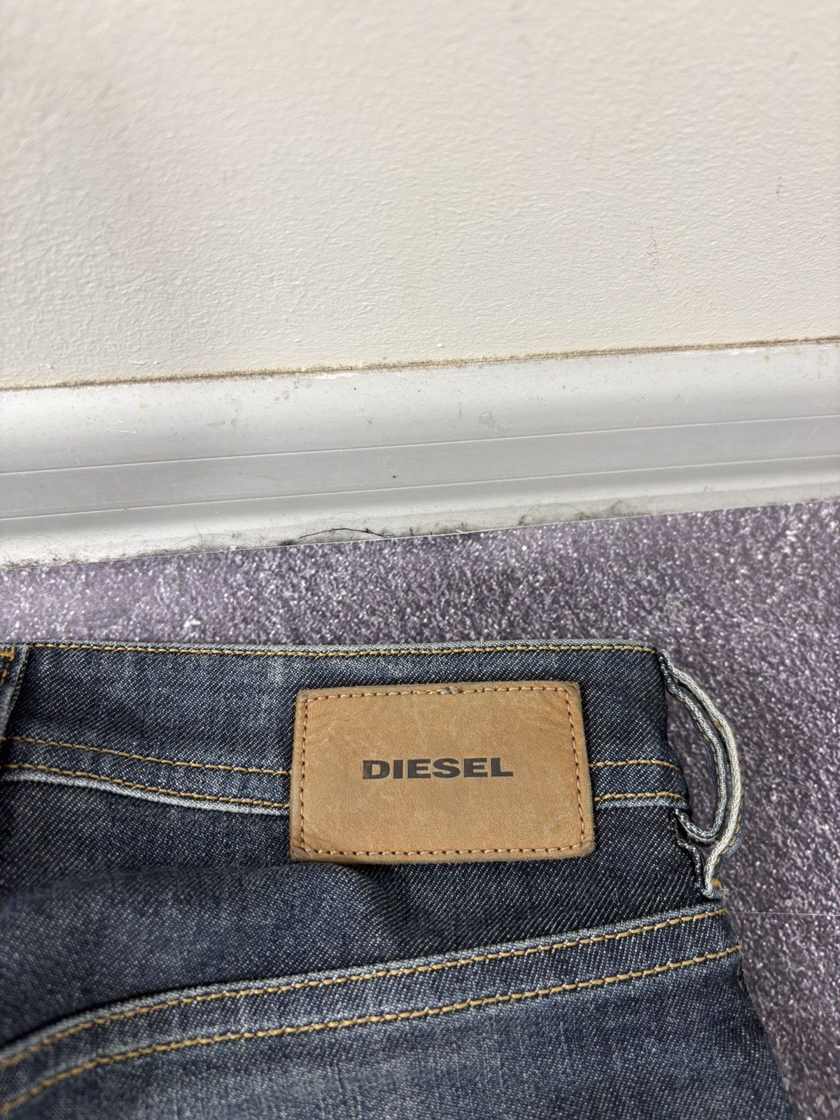 Diesel Diesel Buster NWT Men’s Regular Slim Tapered Denim Jeans Size US 27 - 18 Thumbnail