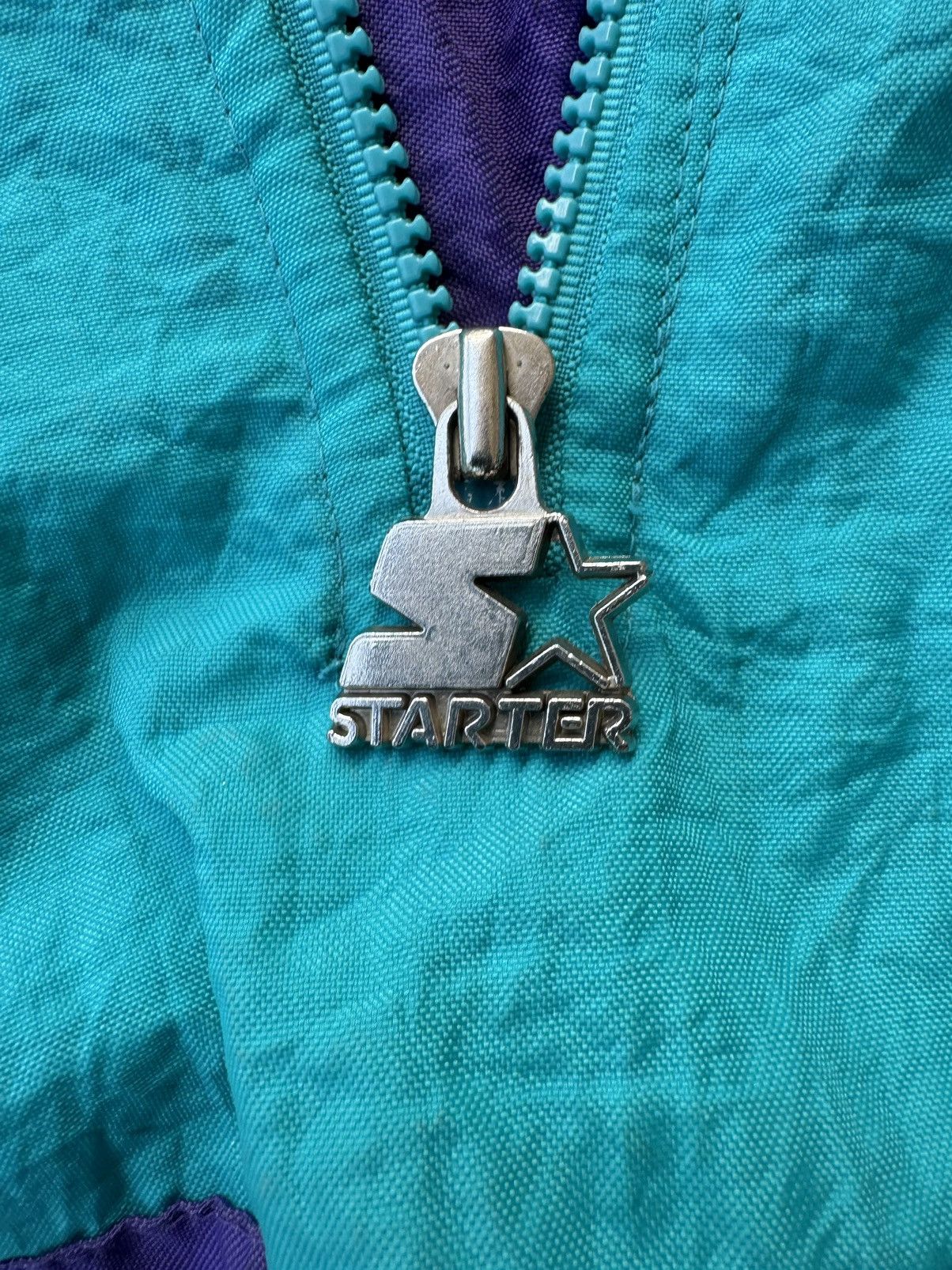 NBA × Vintage Vintage Starter NBA Charlotte Hornets Jacket Size US XL / EU 56 / 4 - 6 Thumbnail