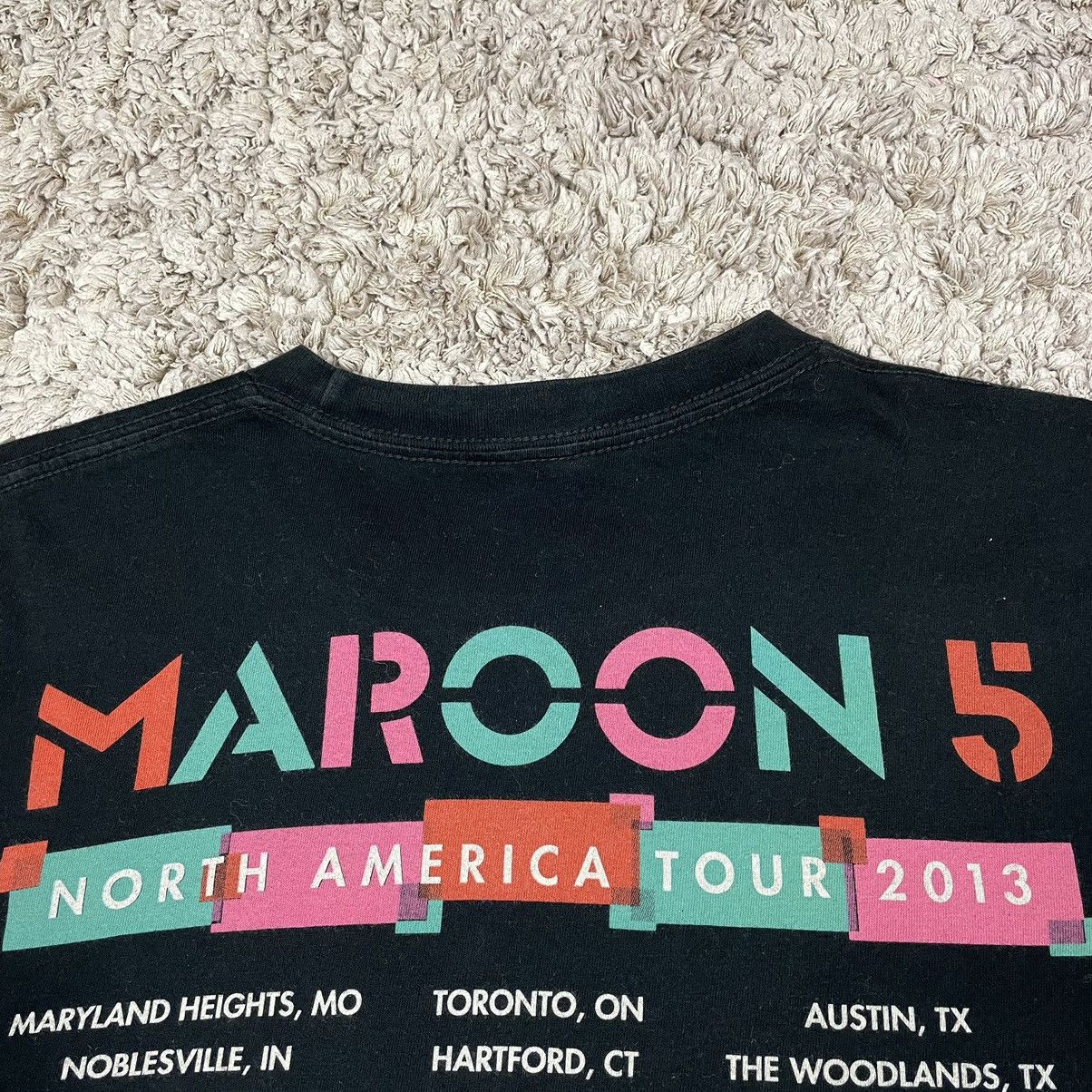 Band Tees Maroon 5 North America Tour 2013 T-shirt Size US M / EU 48-50 / 2 - 8 Thumbnail