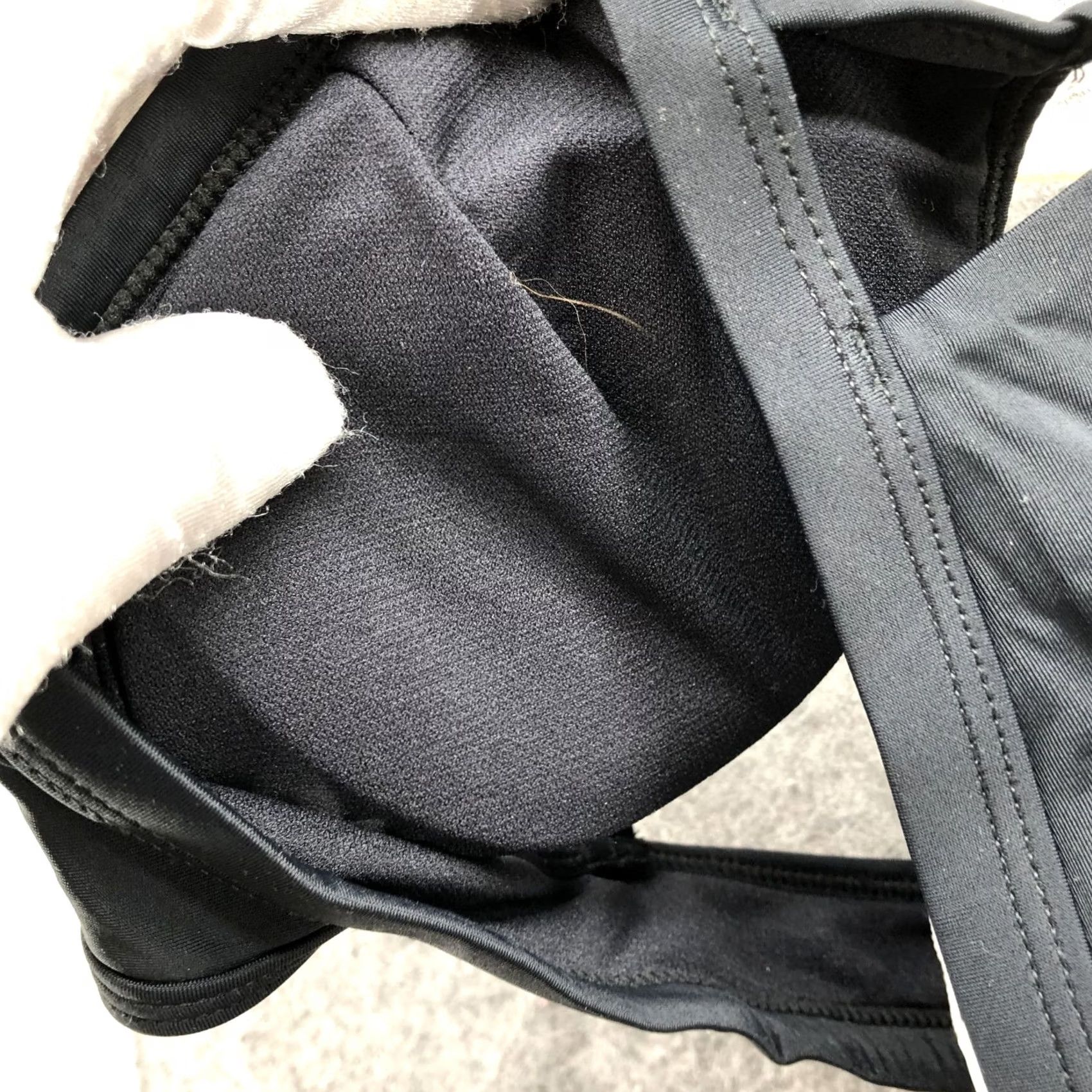 Vintage VINTAGE? No. Cupshe Black Bikini Top Womens S Padded Cut Out Adjustable Strap Shirt? Size S / US 4 / IT 40 - 7 Thumbnail
