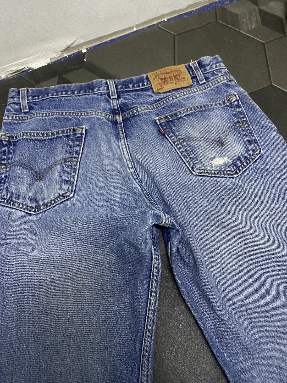 Levi's Vintage Clothing Levi’s 505 vintage distressed Size US 36 / EU 52 - 4 Thumbnail