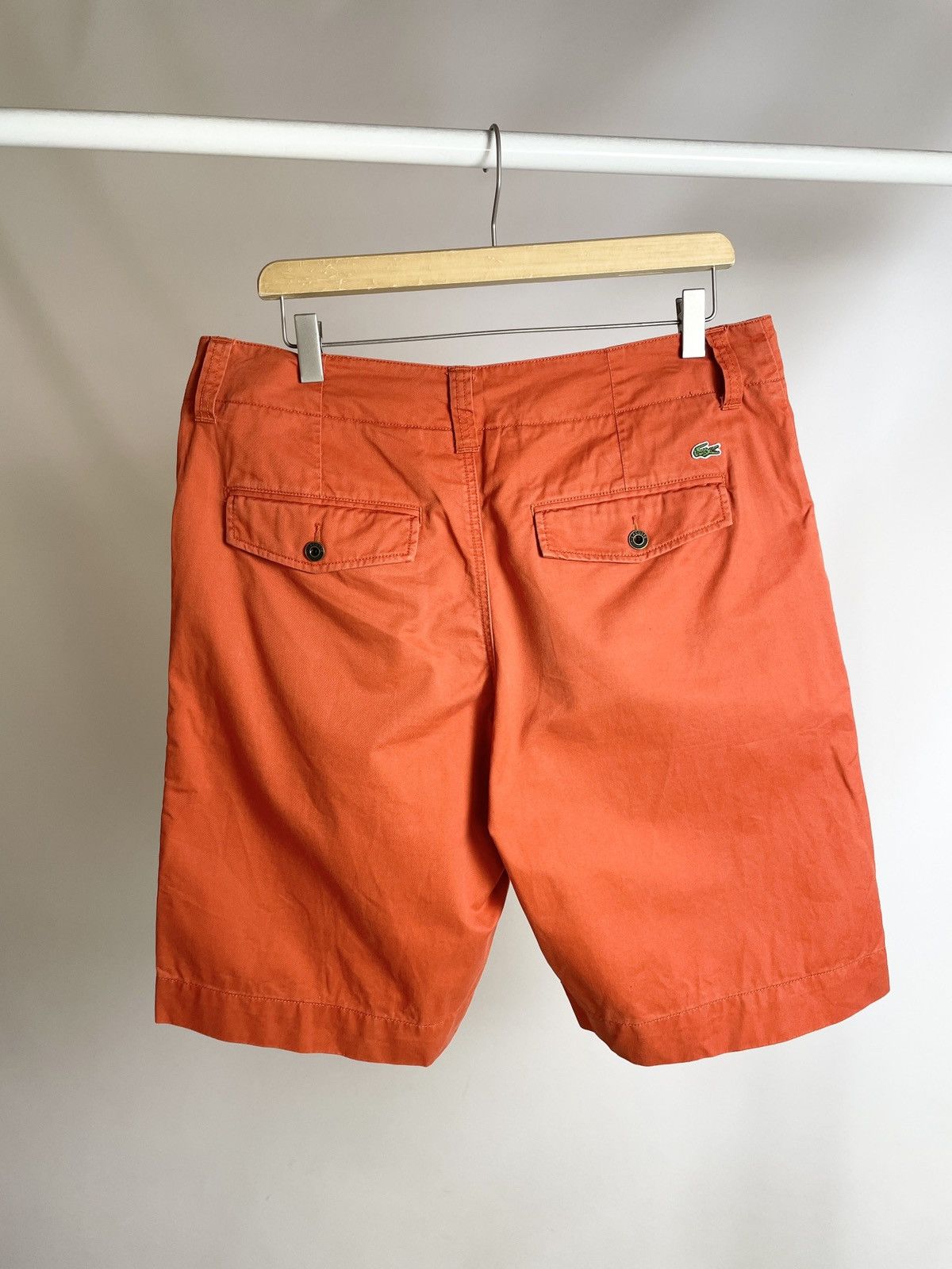 Lacoste 🧡VINTAGE🧡 Lacoste Orange Qualité Originale Shorts Size US 33 - 2 Thumbnail