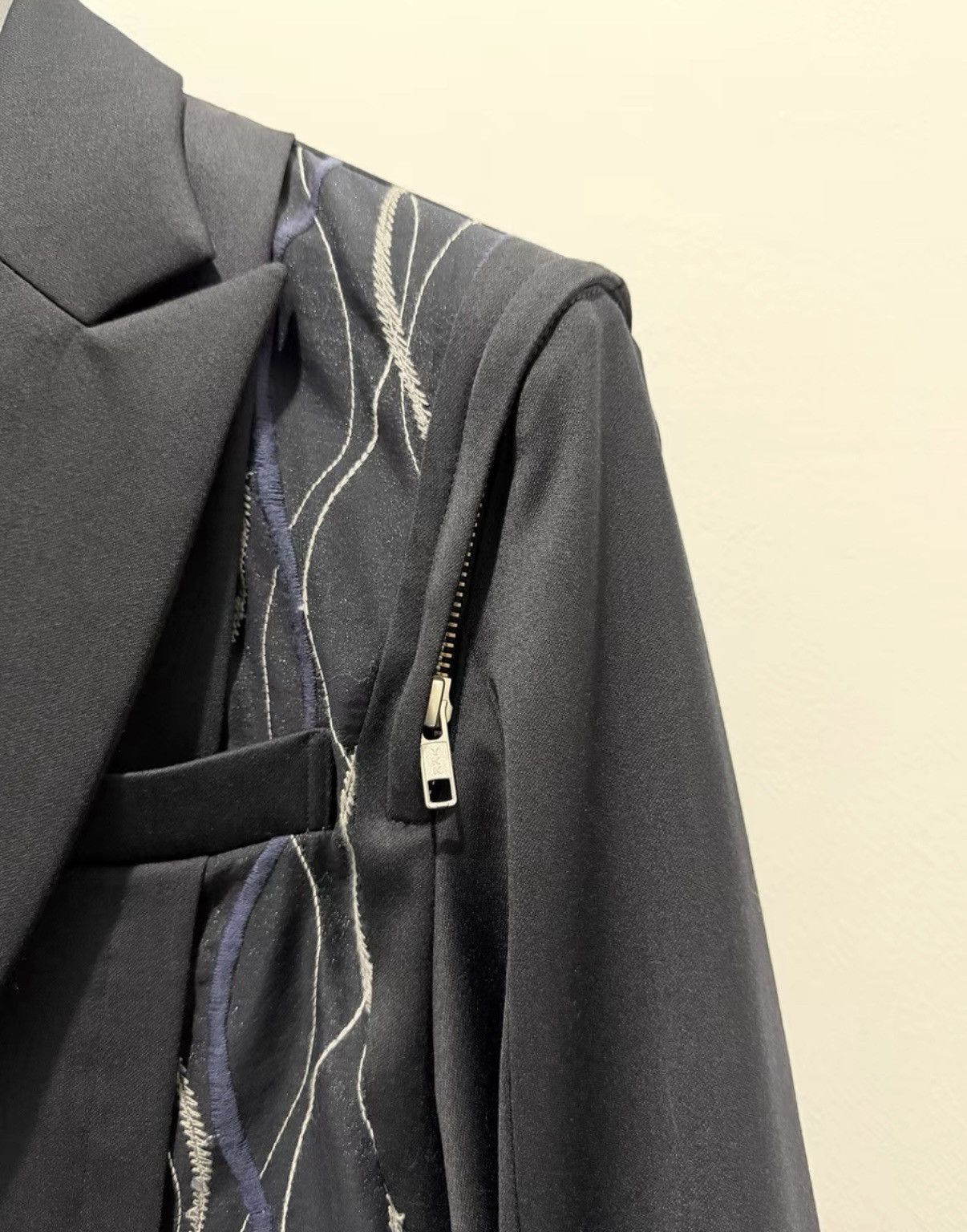 Japanese Brand 【UNITED TOKYO】Japanese-Made Black Patchwork Blazer Size 46L - 2 Thumbnail