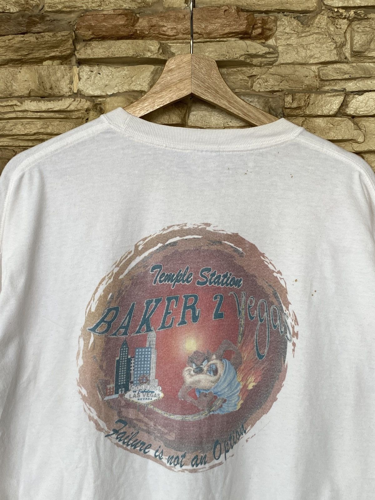 Vintage Vintage TazMania Long Sleeve Tees Size US XL / EU 56 / 4 - 3 Thumbnail