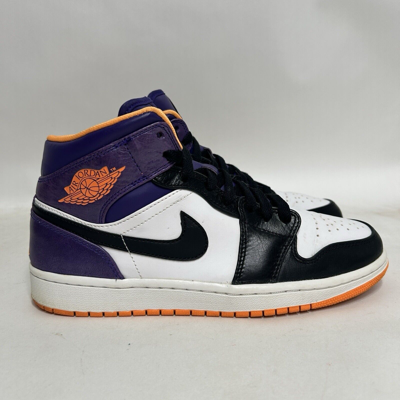 Nike Nike Shoes Air Jordan 1 Mid Retro “Phoenix Suns” 2024 Size US 9 / EU 42 - 5 Thumbnail