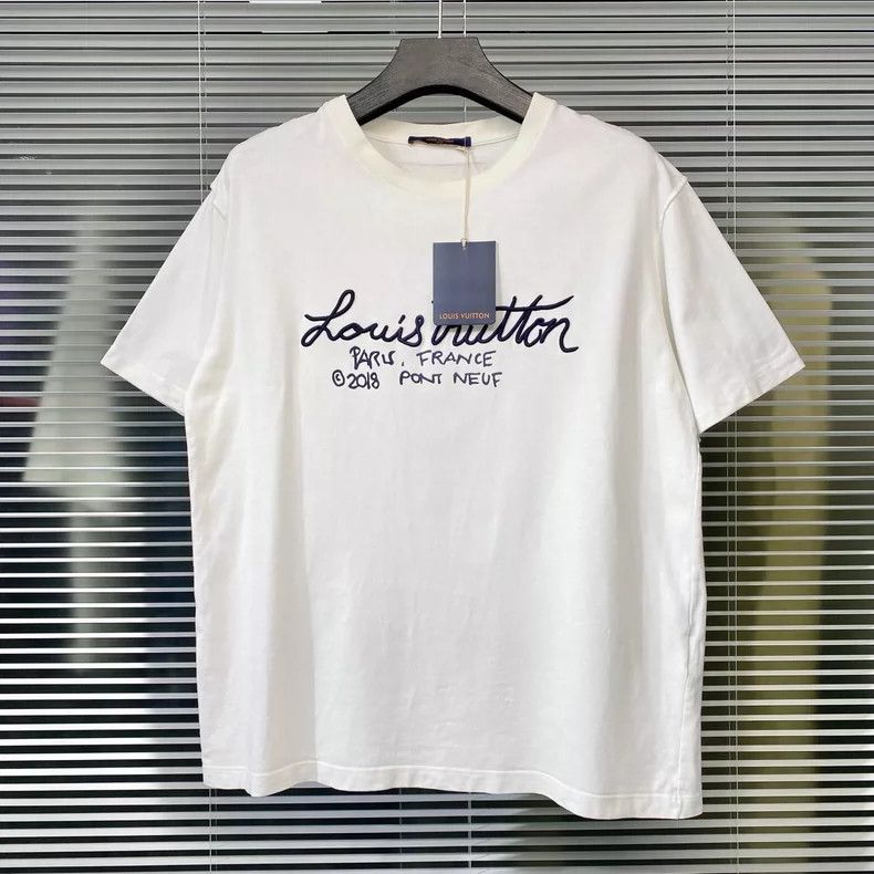 Louis Vuitton LOUIS VUITTON Cursive embroidered logo short sleeves 2504-N Size US XL / EU 56 / 4 - 1 Thumbnail