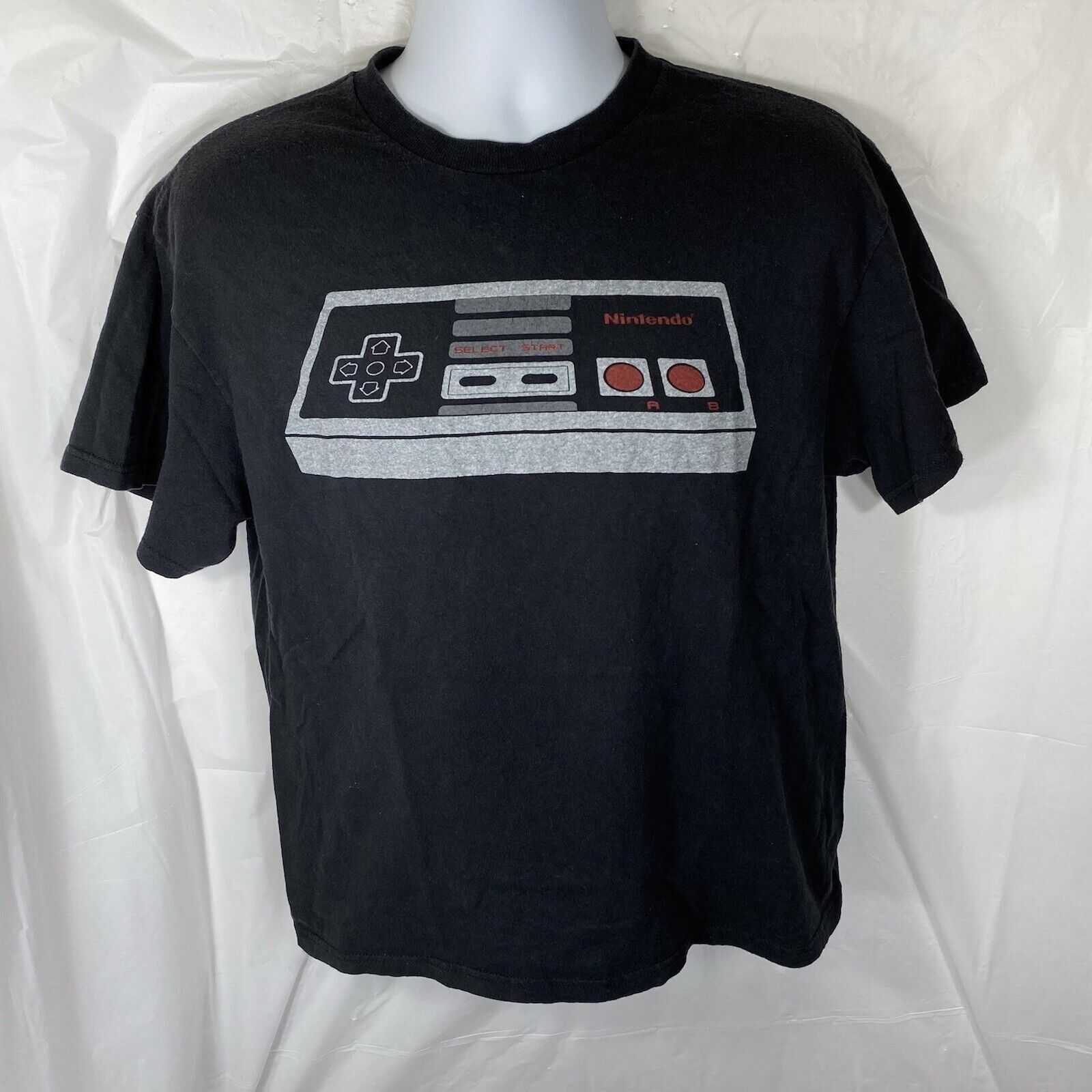 Nintendo Nintendo Large SNES Controller Graphic T Shirt Size US L / EU 52-54 / 3 - 1 Thumbnail
