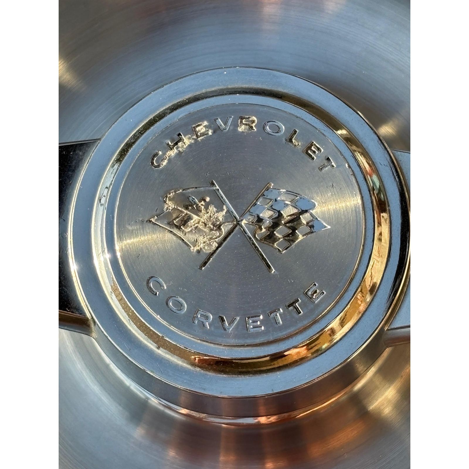 Chevrolet 1959-62 CHEVROLET CORVETTE HUBCAP WHEEL COVER VINTAGE Size 28 - 4 Thumbnail