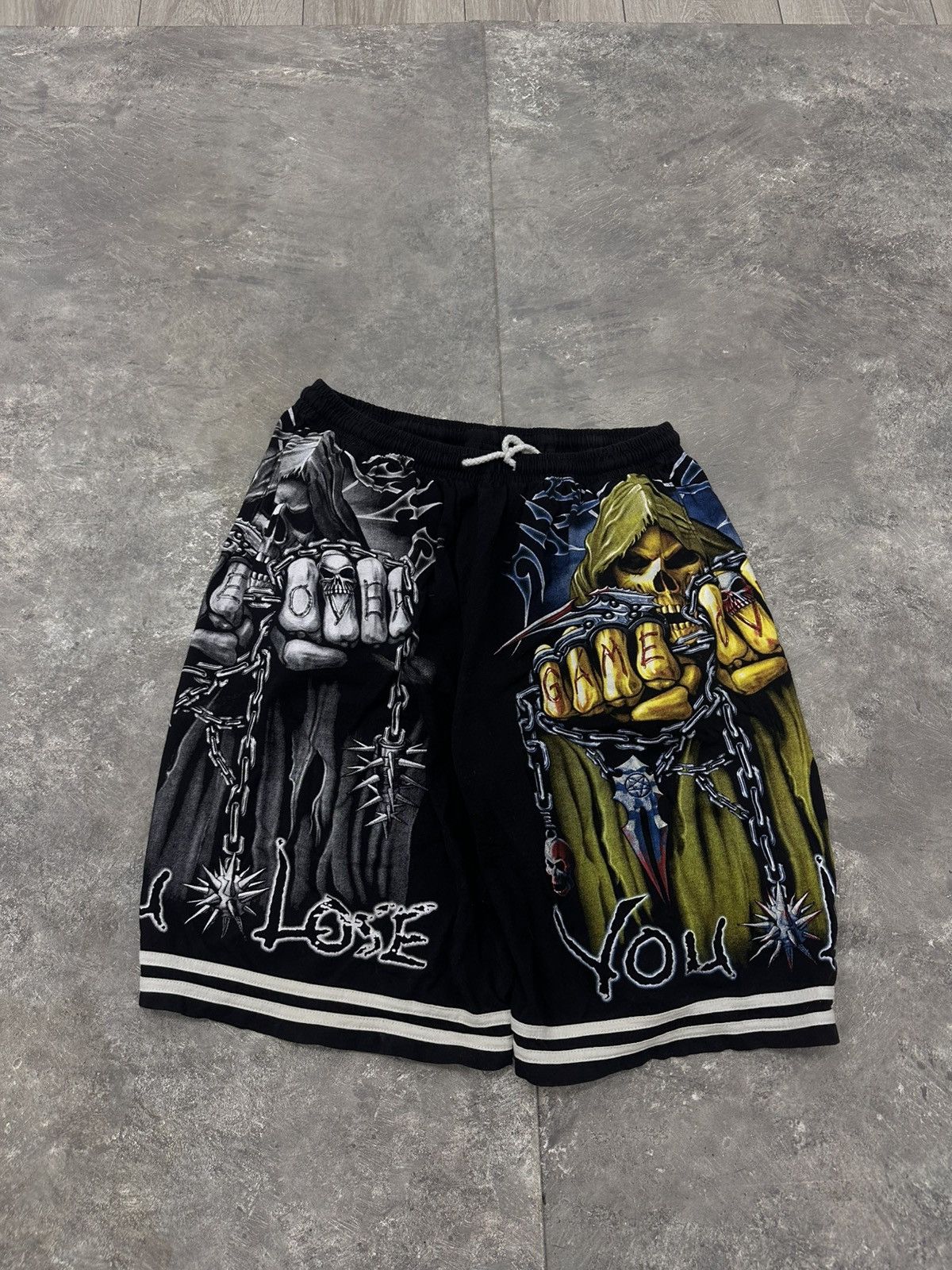 Vintage Baggy Wide Black Y2K Shorts Size US 34 / EU 50 - 2 Thumbnail