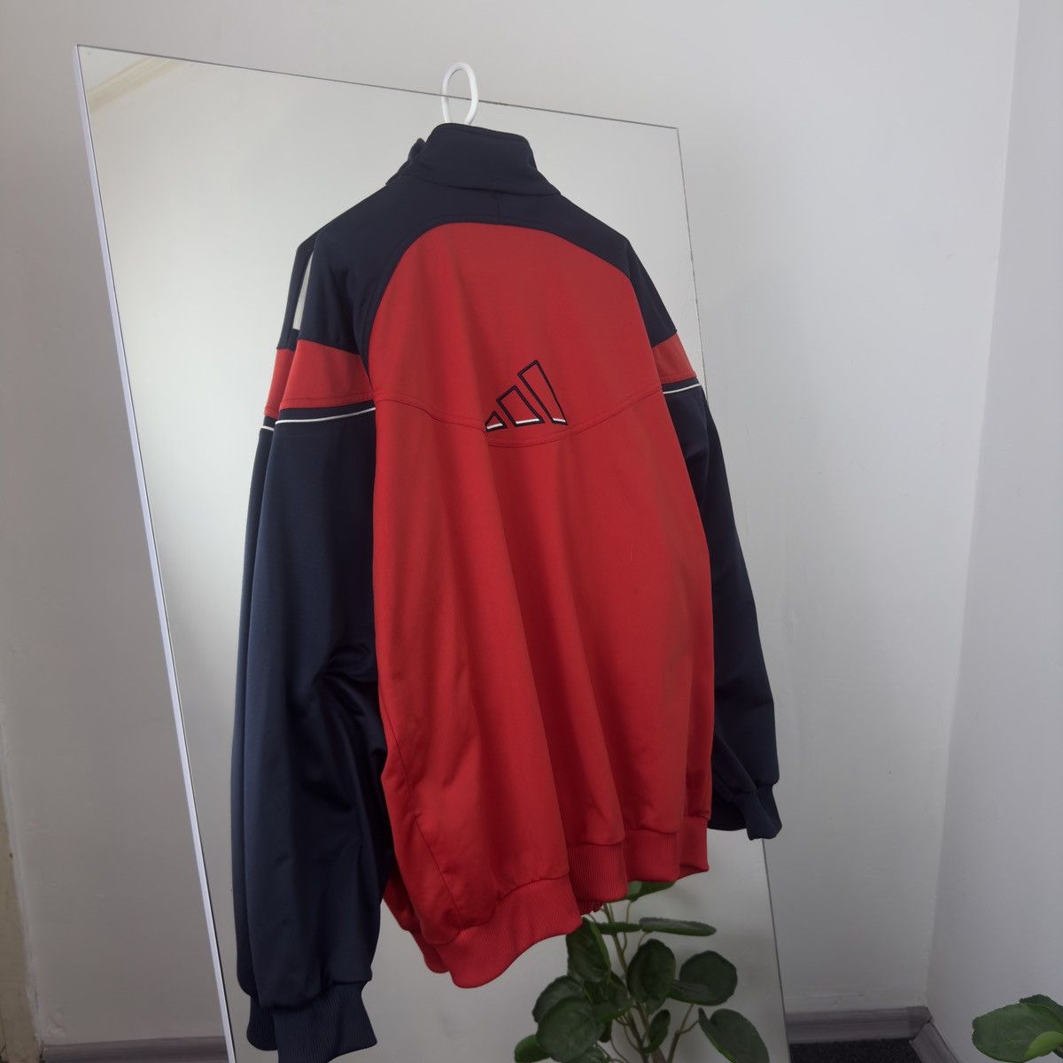 Adidas Adidas Vintage 90s Retro Zip Y2K Style Boxy Fit Size US XL / EU 56 / 4 - 9 Thumbnail