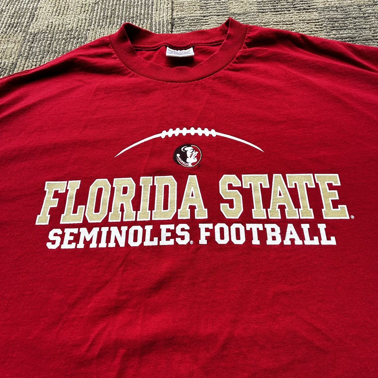 Vintage VTG Florida State Seminoles Football Red Spell-Out T-shirt Size US XL / EU 56 / 4 - 2 Thumbnail