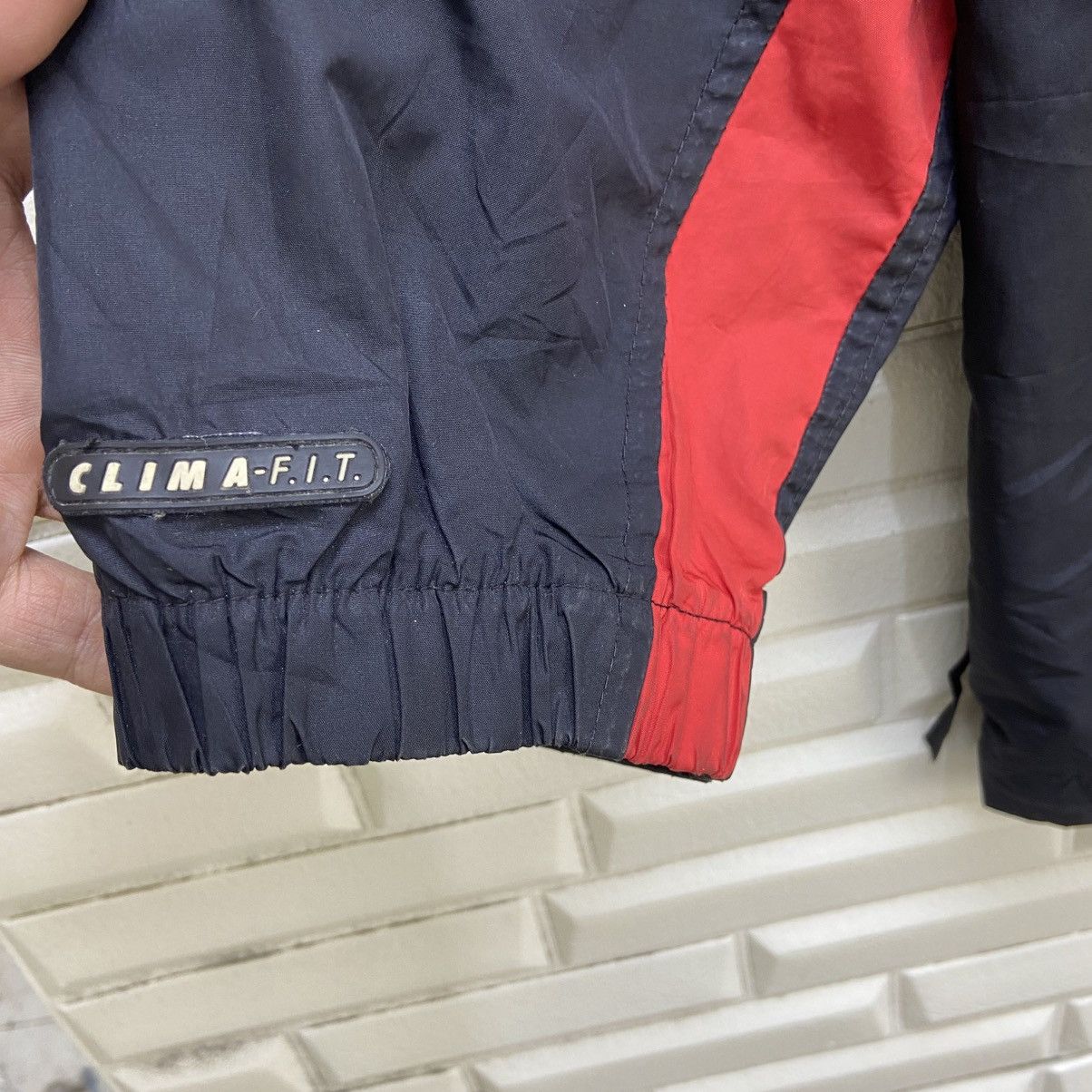Nike ACG Vintage Nike ACG Clima Fit Half Zipper Light Jacket Size US XL / EU 56 / 4 - 13 Thumbnail