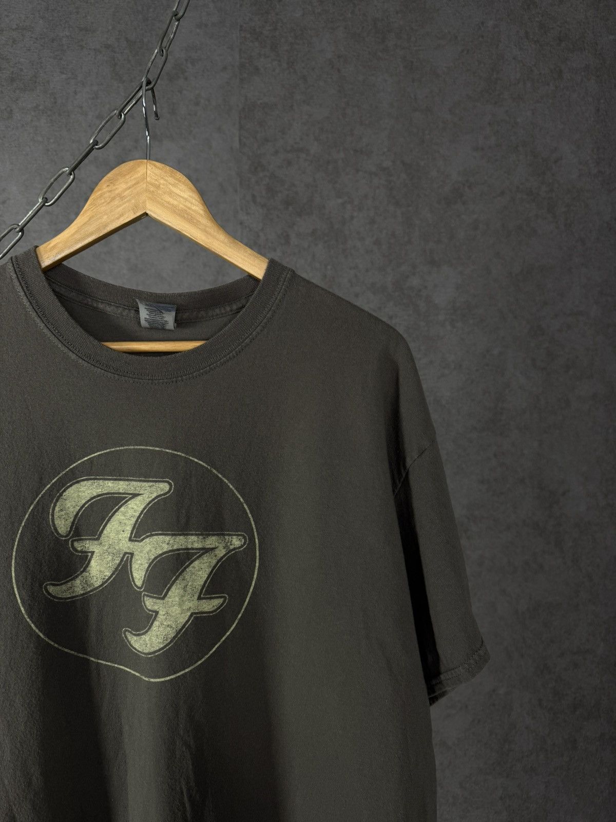 Band Tees Foo Fighters rock band center logo tee Size US XL / EU 56 / 4 - 2 Thumbnail