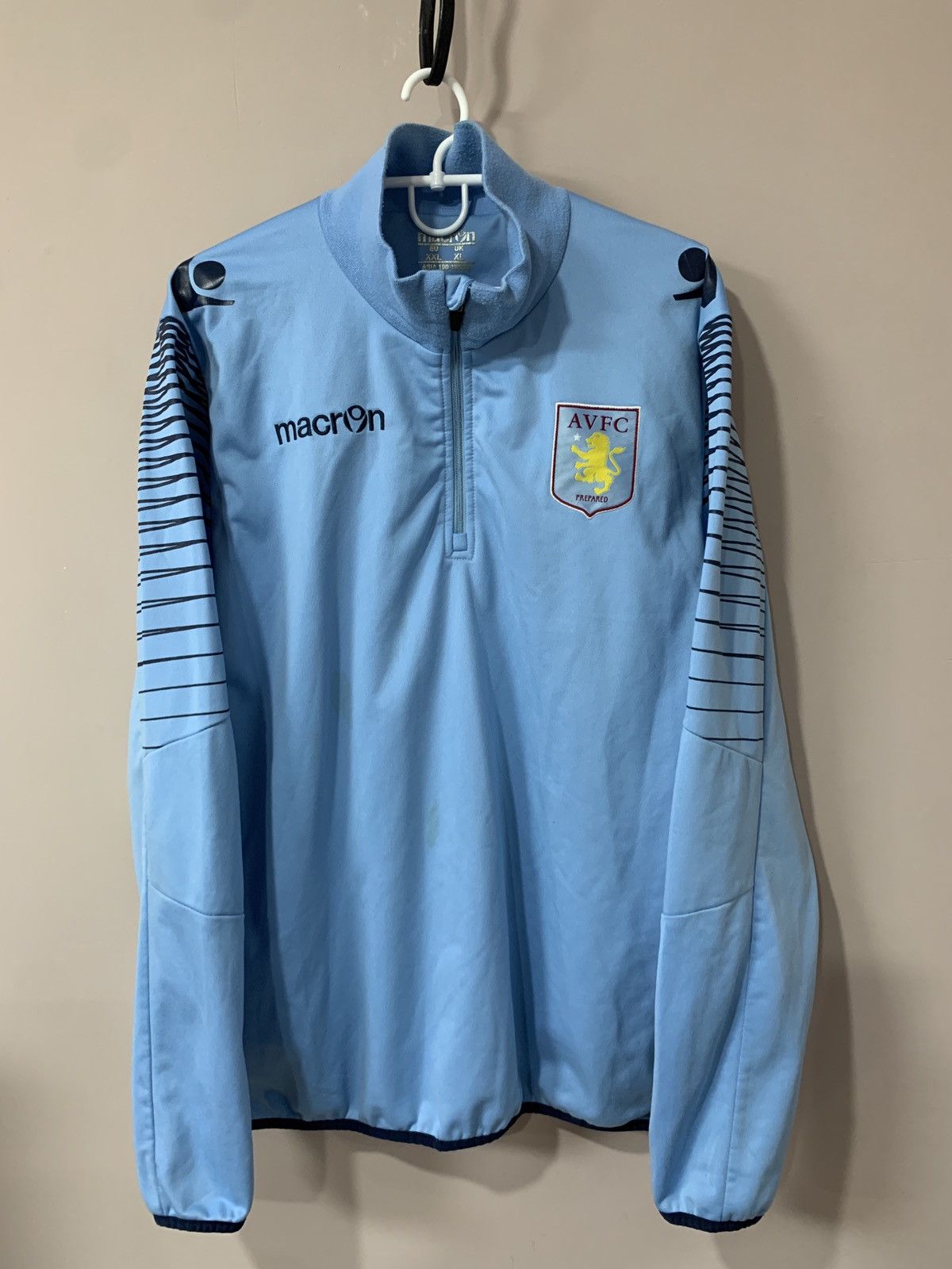Macron × Vintage Aston Villa Zip Training Football Sweatshirt Macron Soccer Size US XL / EU 56 / 4 - 1 Thumbnail