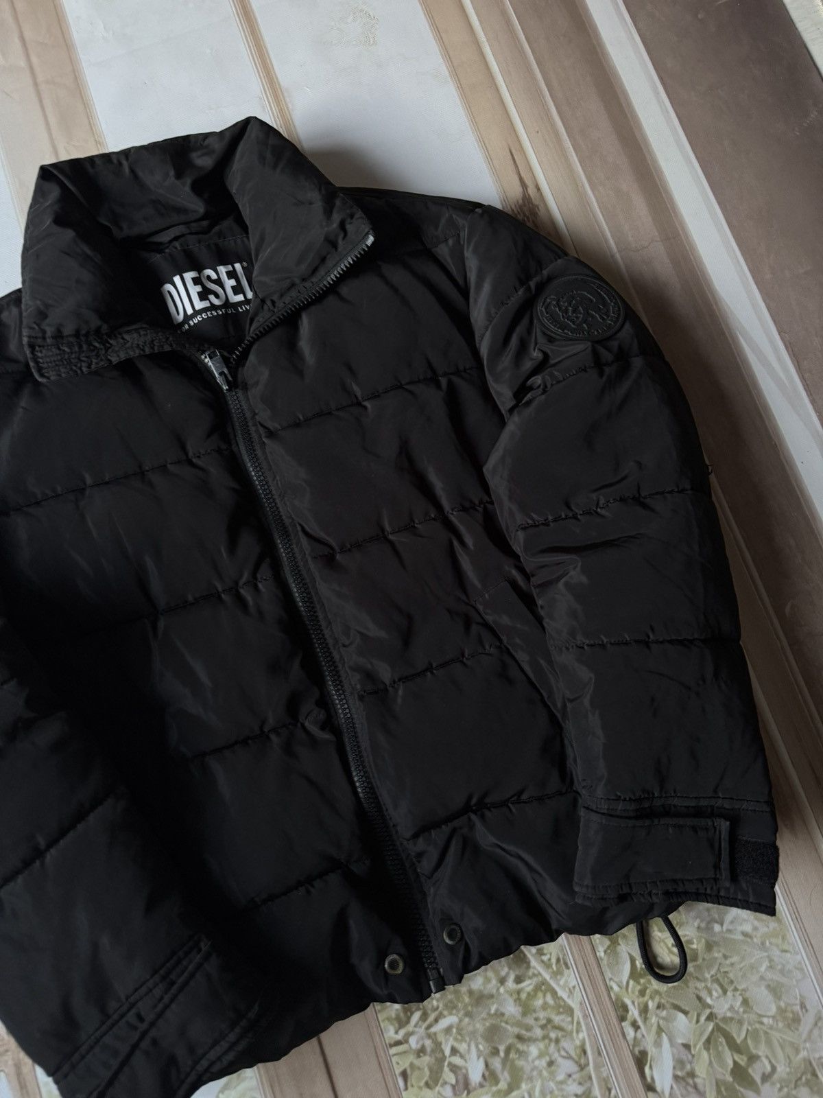 Diesel Vintage Diesel Black Puffer Jacket – Minimal Logo – Y2K Size US L / EU 52-54 / 3 - 5 Thumbnail