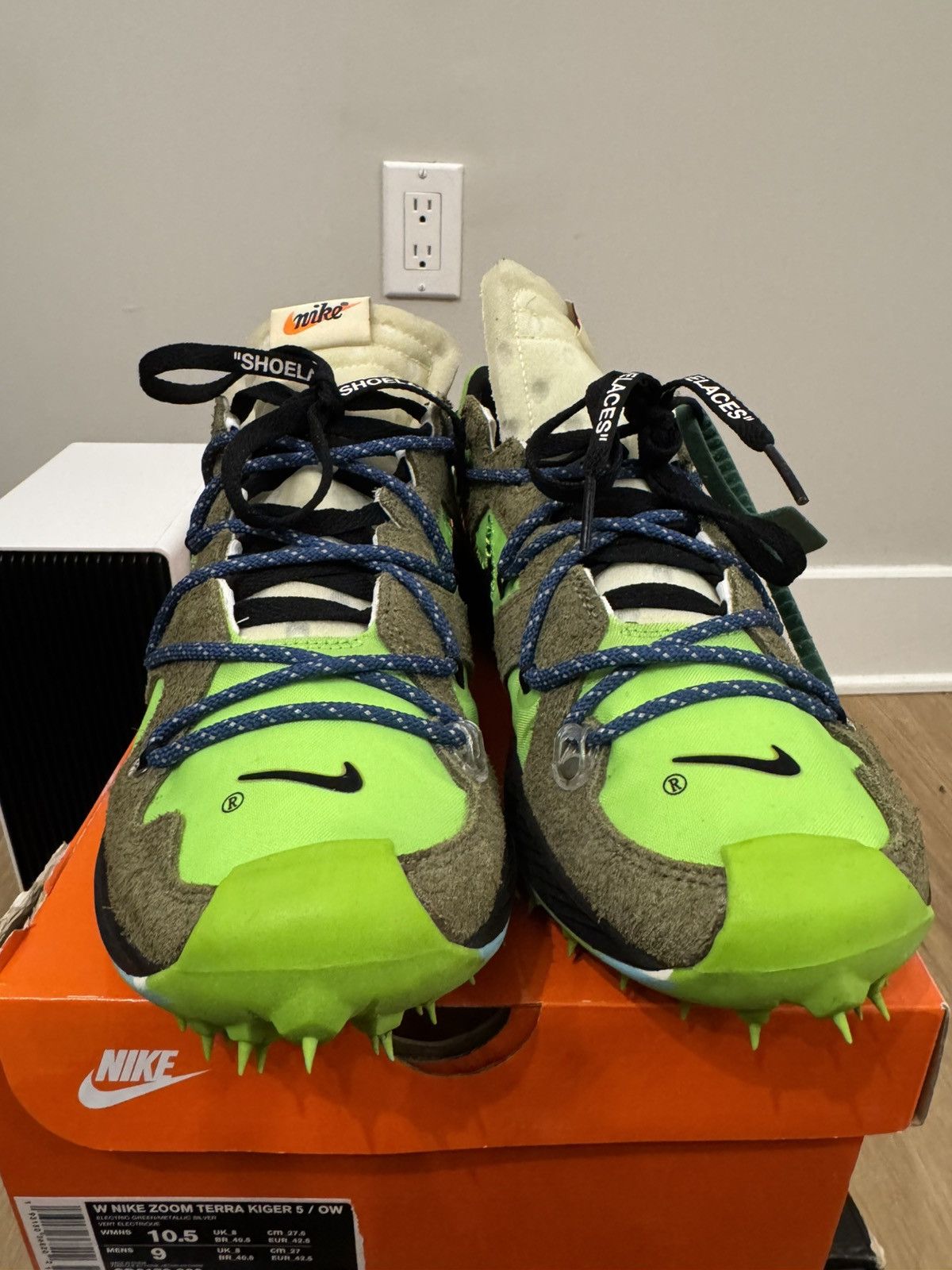 Nike × Off-White Nike Off-White x Air Zoom Terra Kiger 5 CD8179 Size 9 Size US 9 / EU 42 - 9 Thumbnail