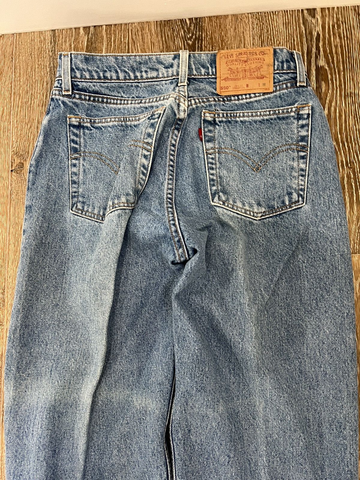 Levi's Vintage womens levis 560 loose fit straight leg jeans Size 28" / US 6 / IT 42 - 7 Thumbnail