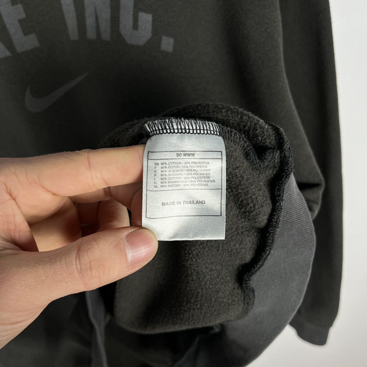 Nike Vintage Nike inc big logo y2k sweatshirt 90’s Size US M / EU 48-50 / 2 - 8 Thumbnail