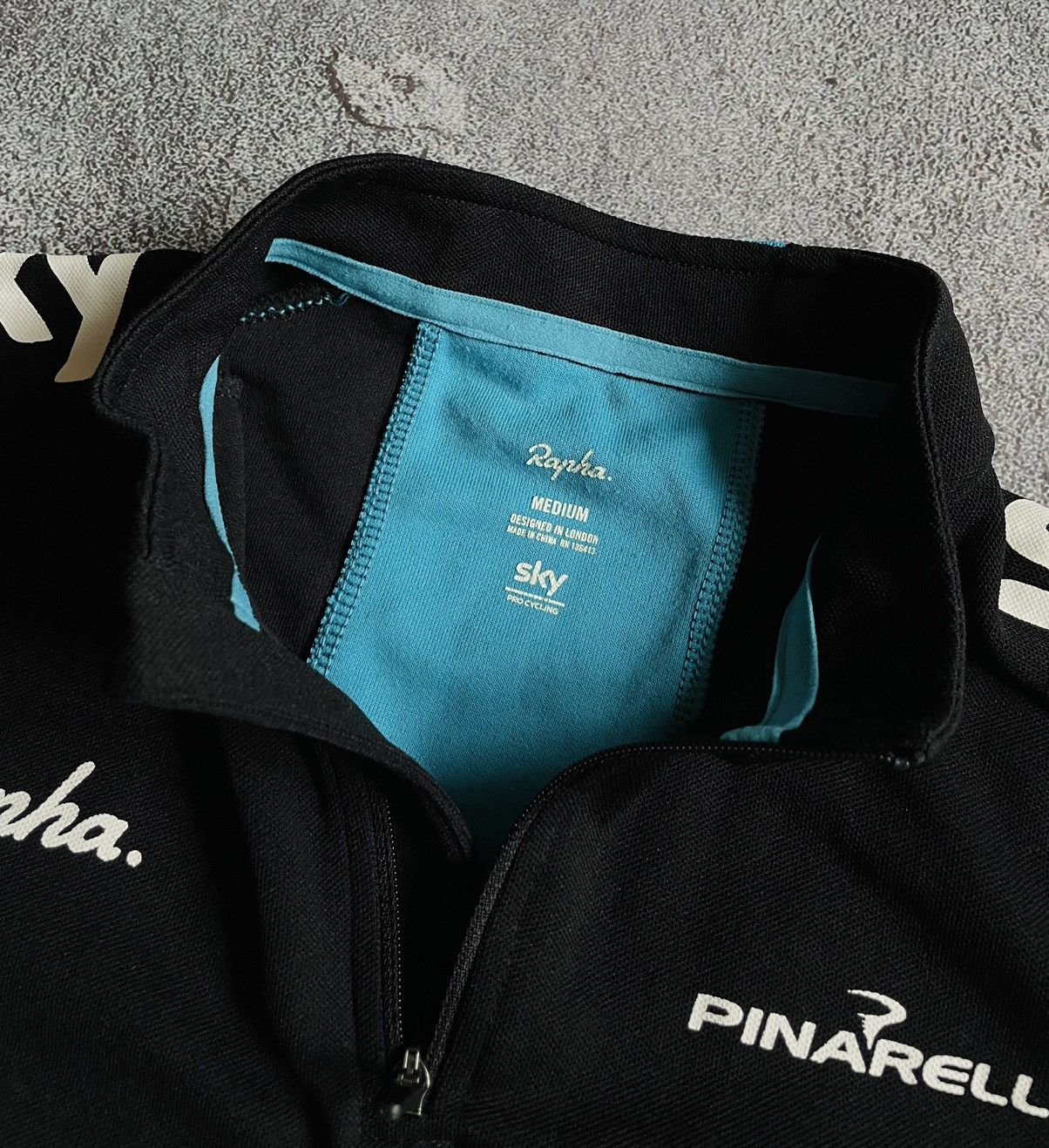 Rapha Rapha Pinarello Cycling Jersey Sky Pro Team Size M Size US M / EU 48-50 / 2 - 9 Thumbnail