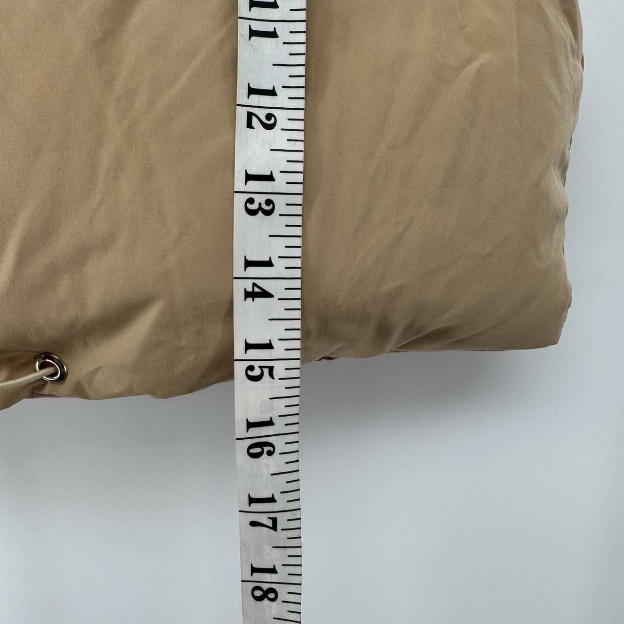 The Unbranded Brand Reversible Puffer Vest Womens Beige Size M / US 6-8 / IT 42-44 - 4 Thumbnail