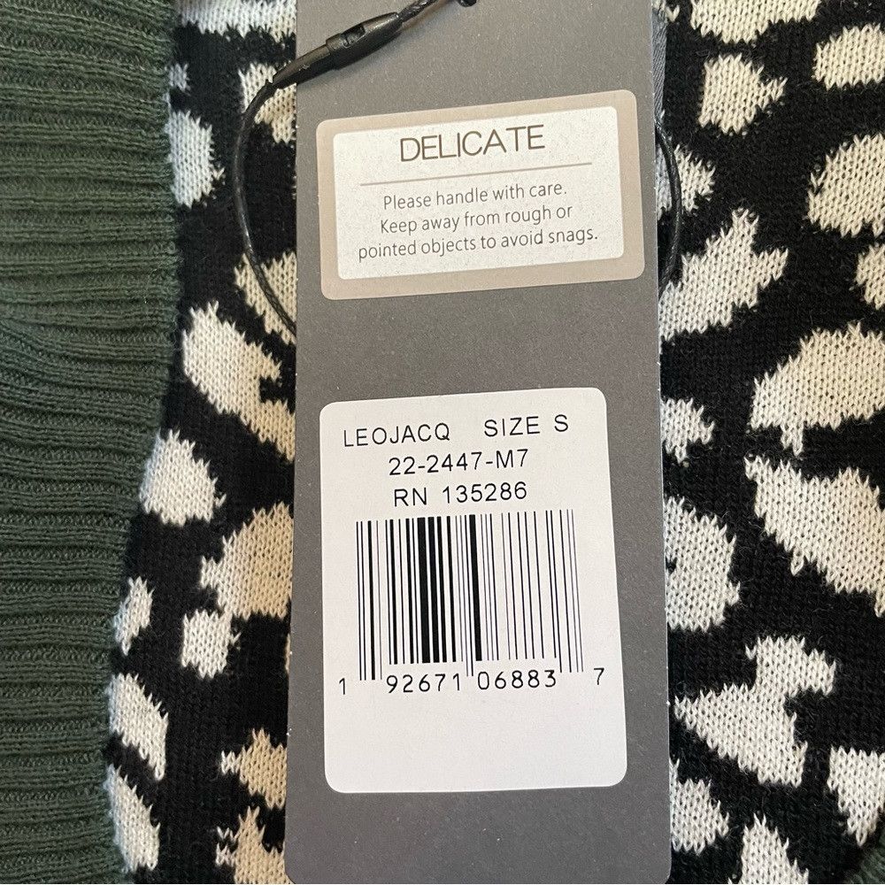 Other NWT New Lysse Lucy Animal Print Sweater Size S Size S / US 4 / IT 40 - 6 Thumbnail
