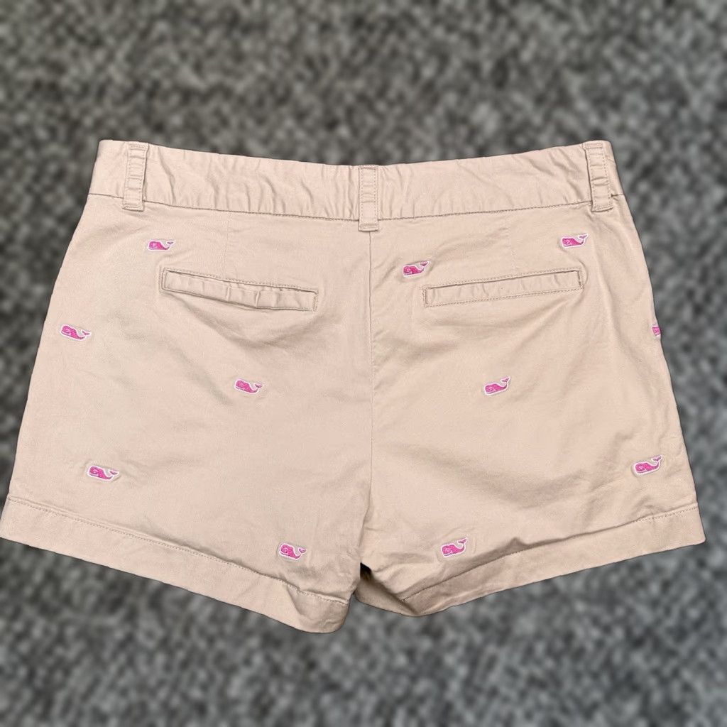Vineyard Vines Vineyard Vines Chino Shorts Womens 2 Tan Low Rise Stretch All Over Whale Size 26" / US 2 / IT 38 - 1 Thumbnail
