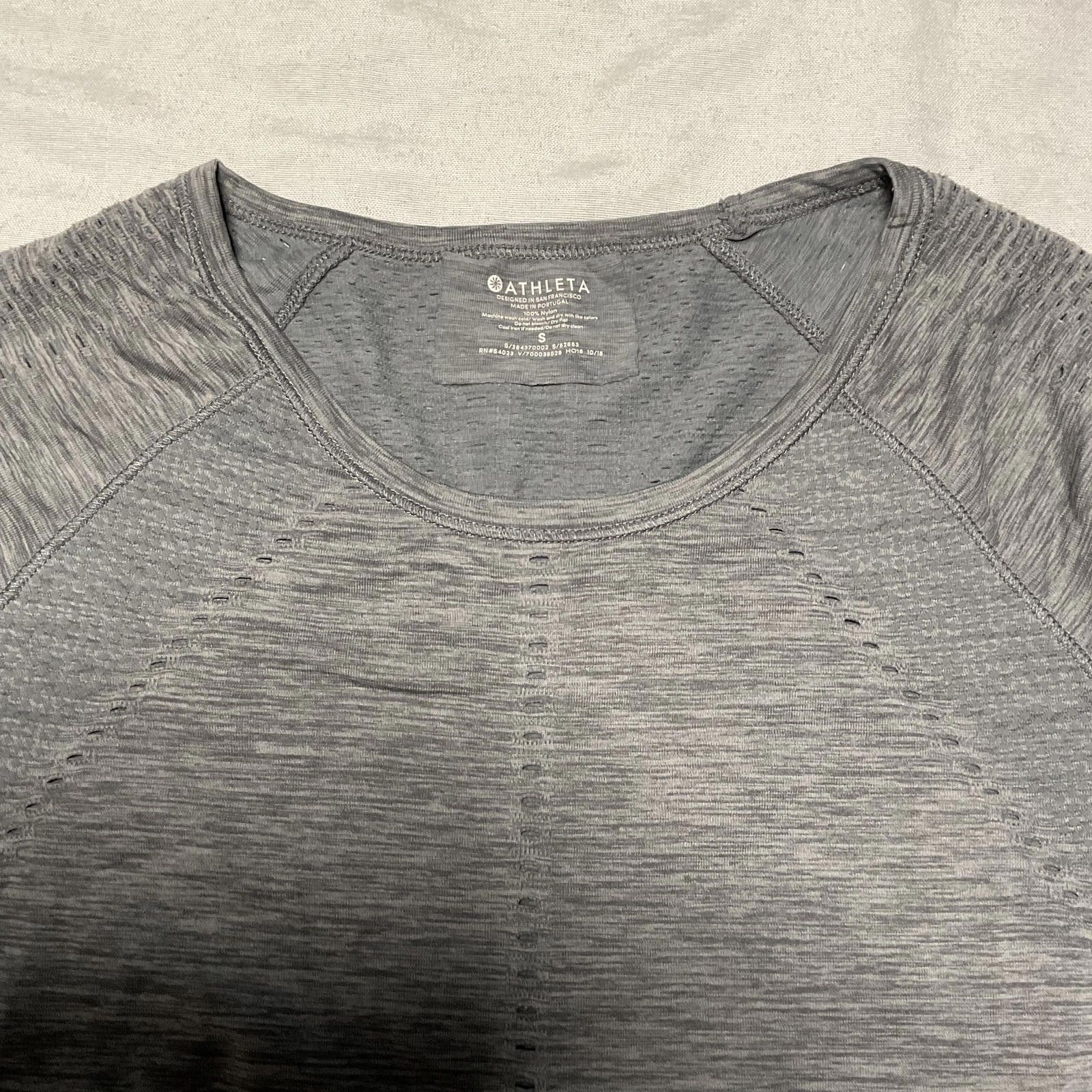 Other Gray Athleta workout tshirt Size S / US 4 / IT 40 - 3 Thumbnail