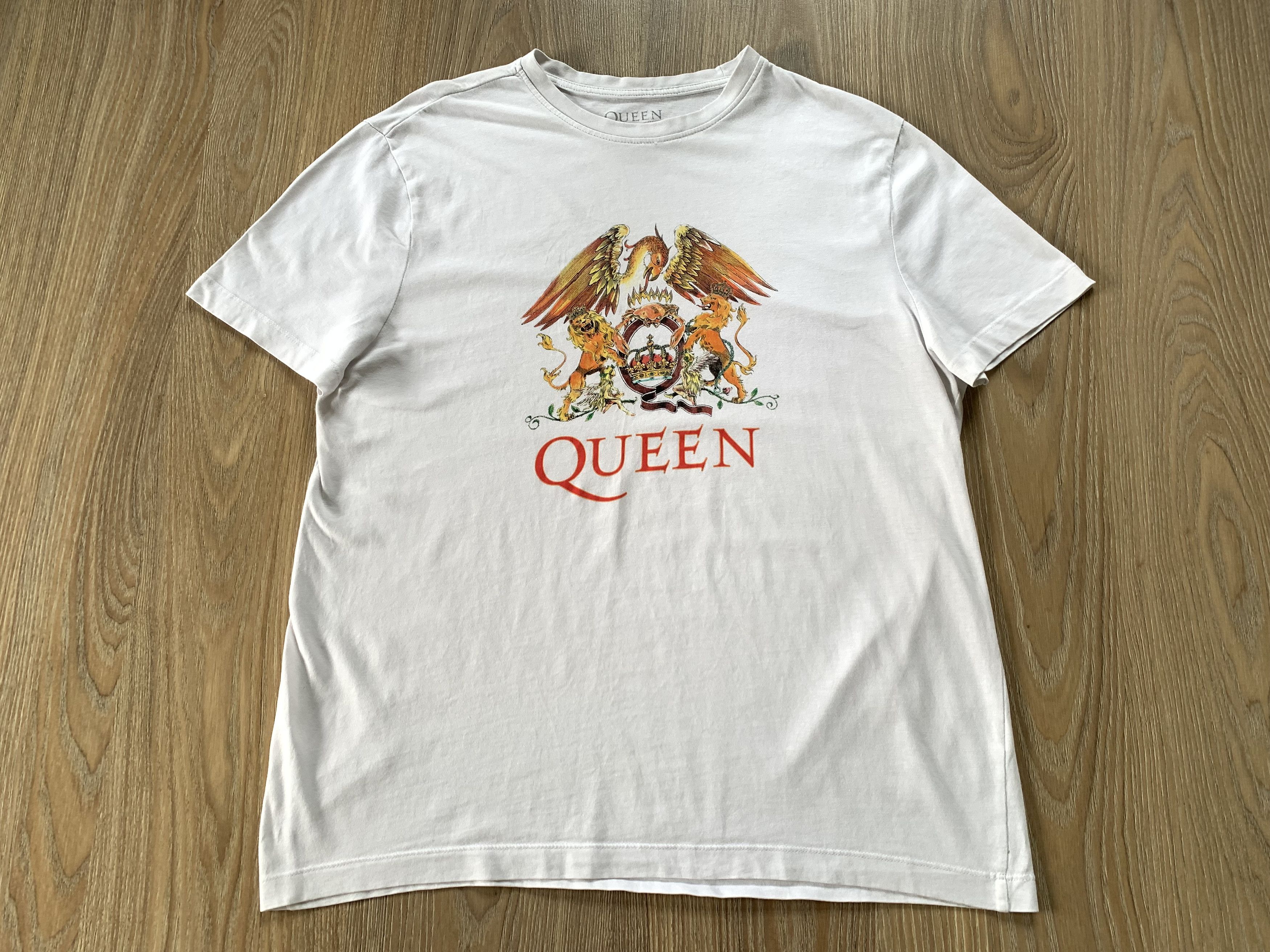Band Tees Queen White Cotton Big Logo Printed T-Shirt Size US L / EU 52-54 / 3 - 2 Thumbnail