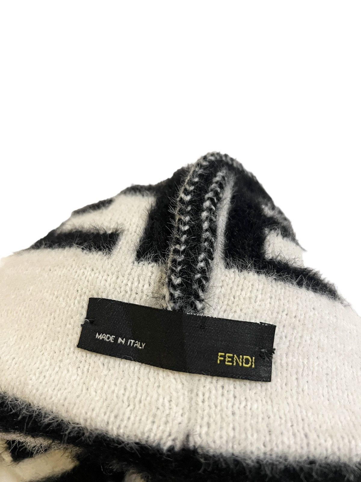Fendi Fendi Zucca Mohair Beanie Hat Size ONE SIZE - 7 Thumbnail