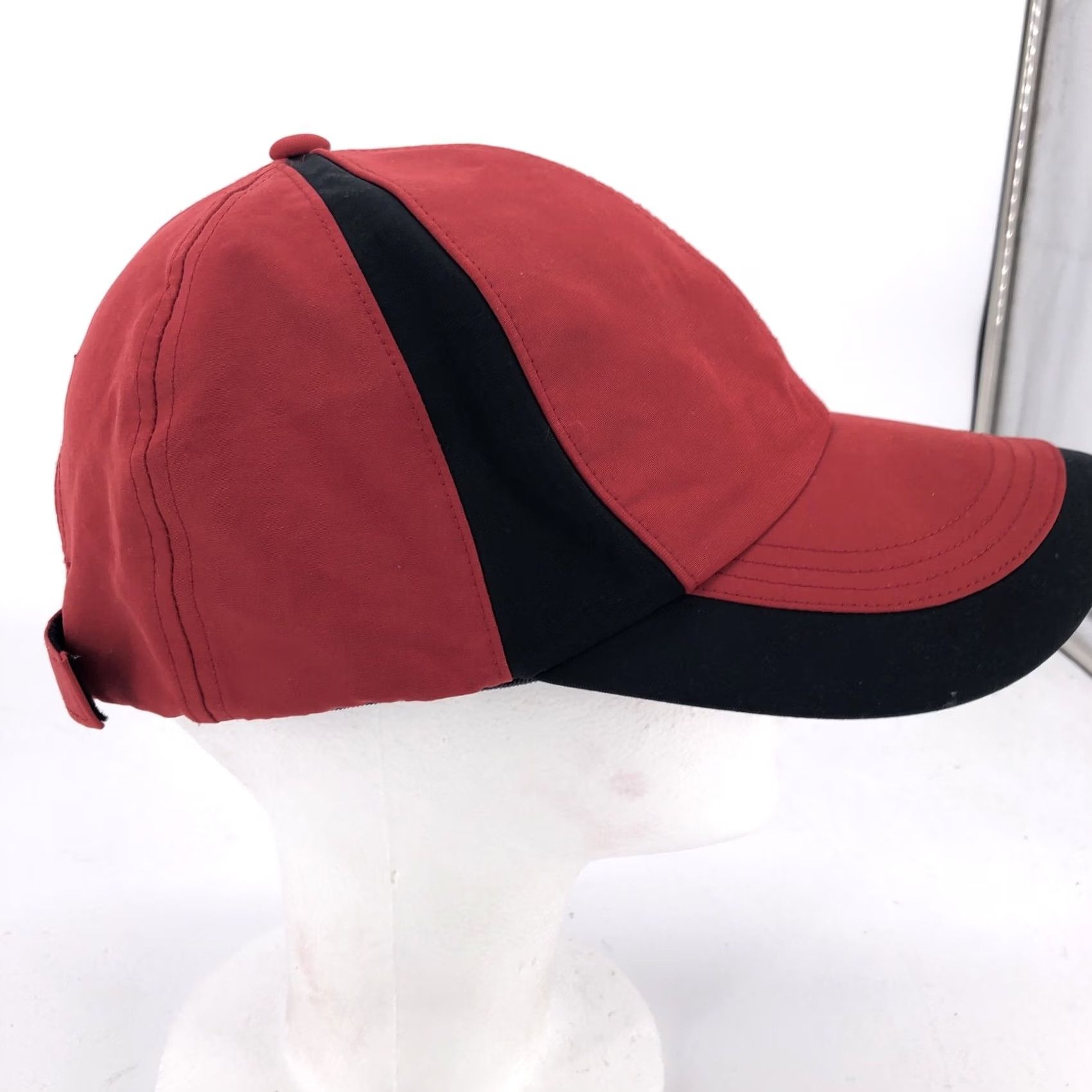 Nike Nike Hat Cap Red Black Heritage86 Dri-Fit Athletic Mens One Size Adjustable Moisture Wicking Lightweight Breathable Polyester Baseball Cap Size ONE SIZE - 2 Thumbnail