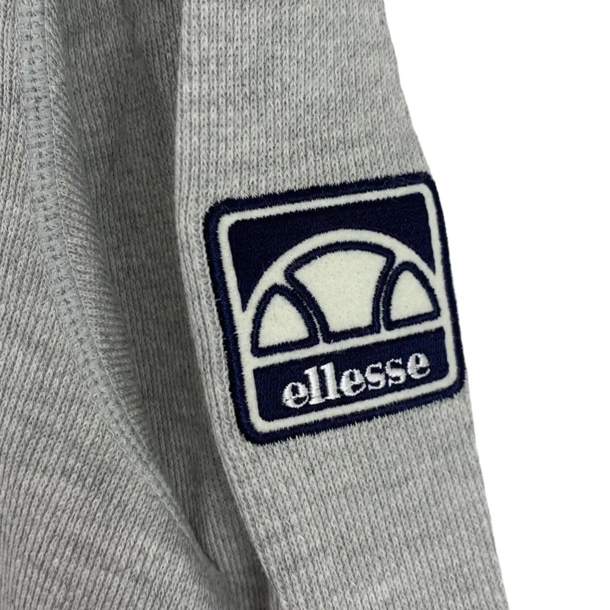 Ellesse Vintage ELLESSE PERUGIA ITALIA Center Logo Henley Sweater Size L / US 10 / IT 46 - 6 Thumbnail