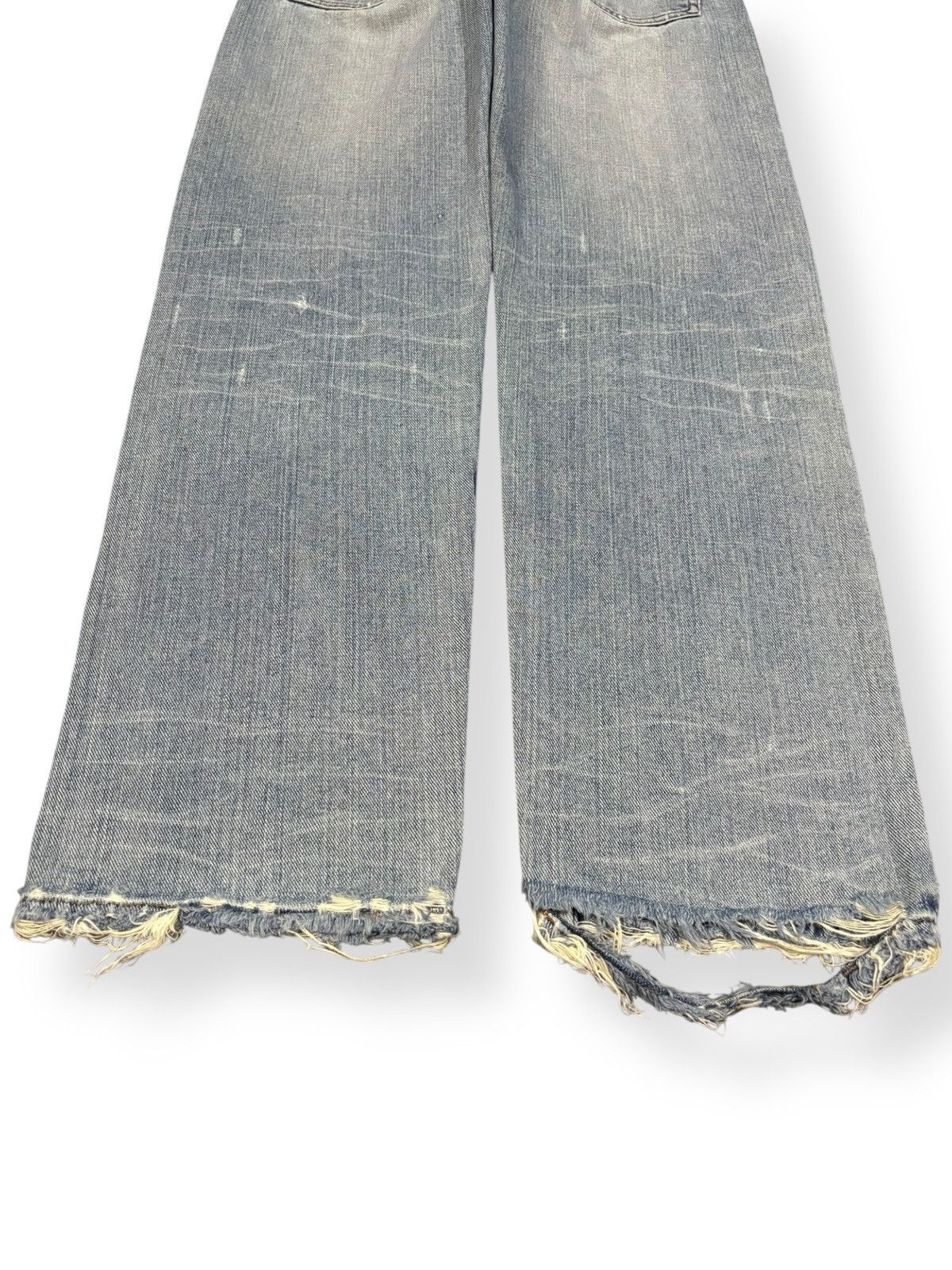 Quiksilver Vintage Quiksilver Light Washed Regular Fit Distressed Jeans Size US 29 - 13 Thumbnail