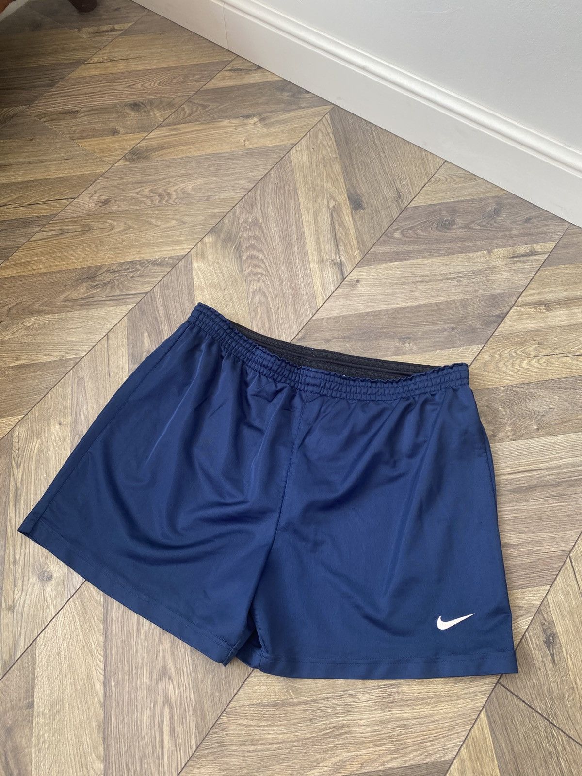 Nike Vintage Nike 90s shorts Size US 35 - 4 Thumbnail