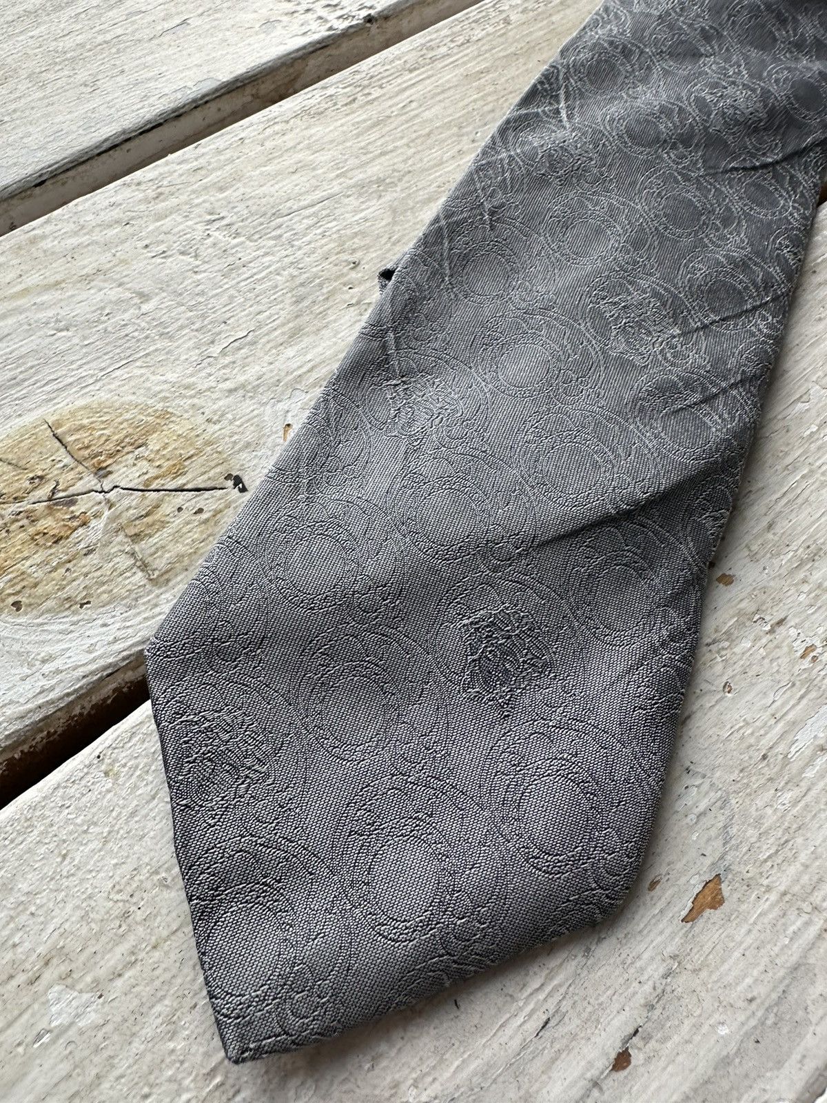 Versace 🚨 Vintage VERSACE tie style monogram old money luxury GRAY Size ONE SIZE - 6 Thumbnail