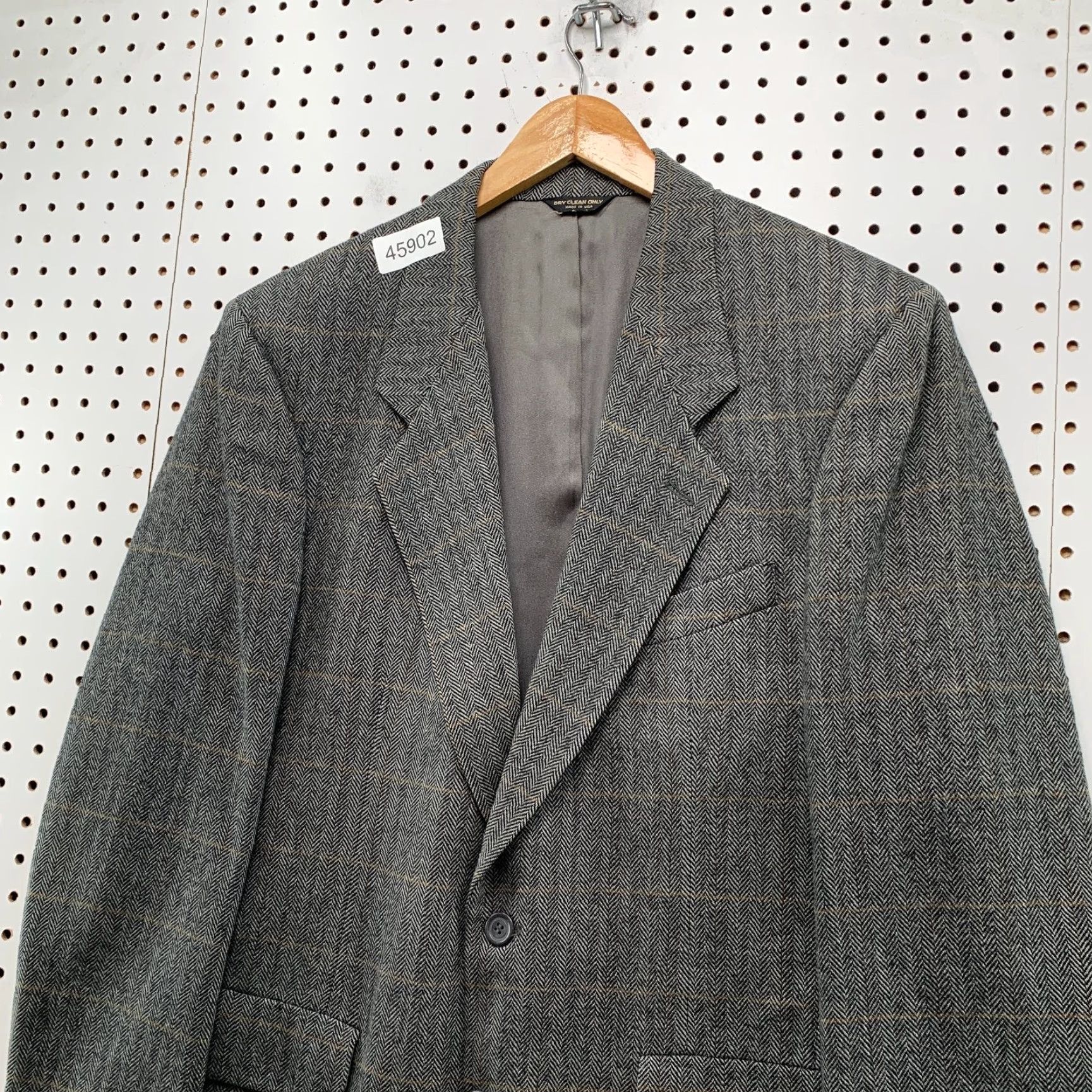 Vintage VINTAGE Barrister Blazer Mens Size 40 Gray Herringbone 100% Wool USA Baskin Size 40R - 4 Thumbnail
