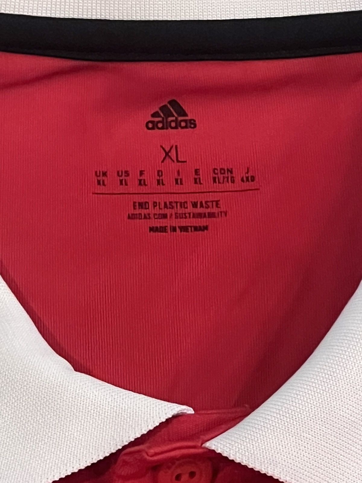 Adidas × Vintage 2022/23 Men’s Manchester United Adidas Home Jersey Casemiro Size US XL / EU 56 / 4 - 6 Thumbnail