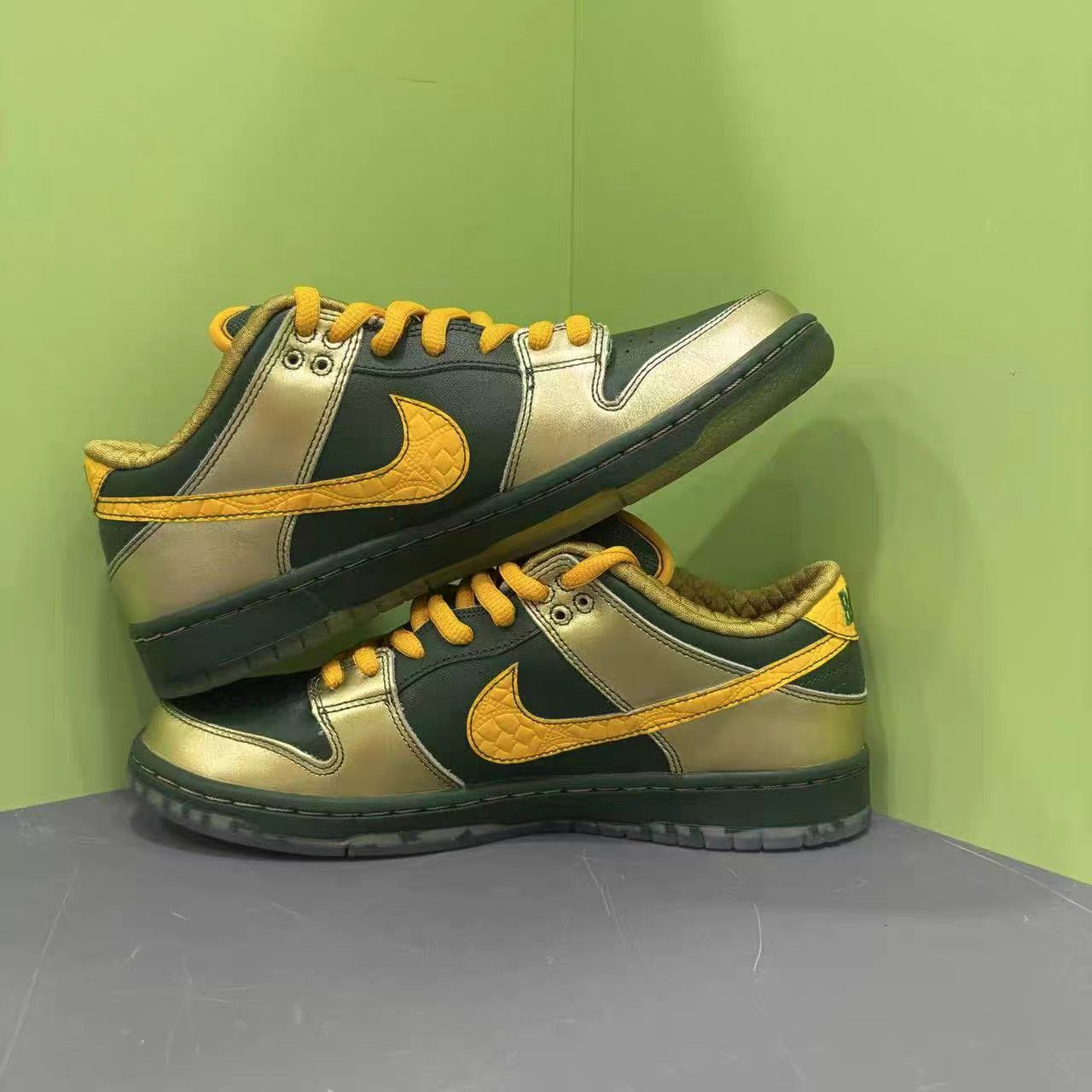 Nike Nike Dunk Low Casual Shoes K15 Size US 9.5 / EU 42-43 - 6 Thumbnail