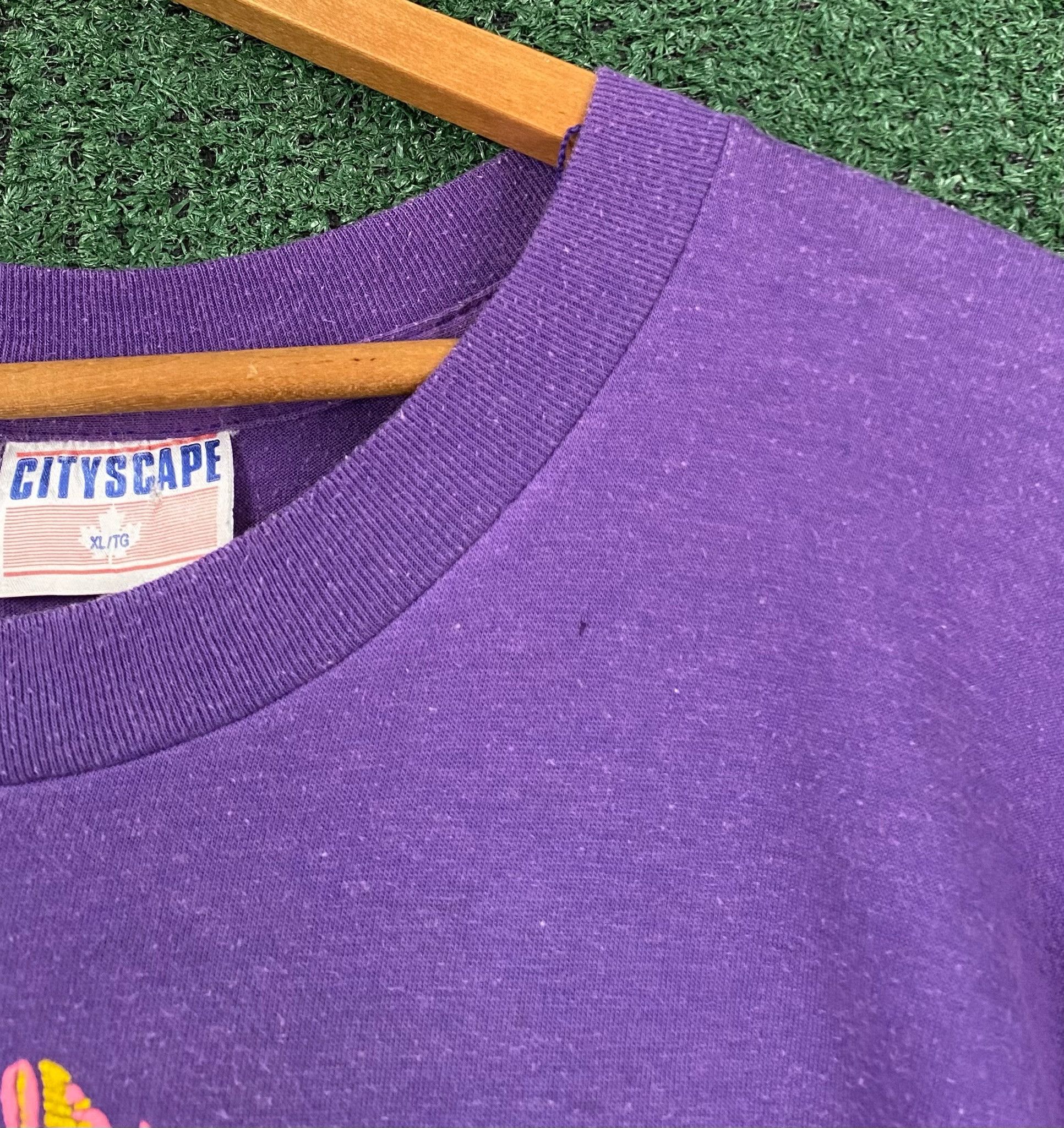 Vintage 80’s Victoria Canada Floral Butterflies Purple T-Shirt Large Size L / US 10 / IT 46 - 4 Thumbnail