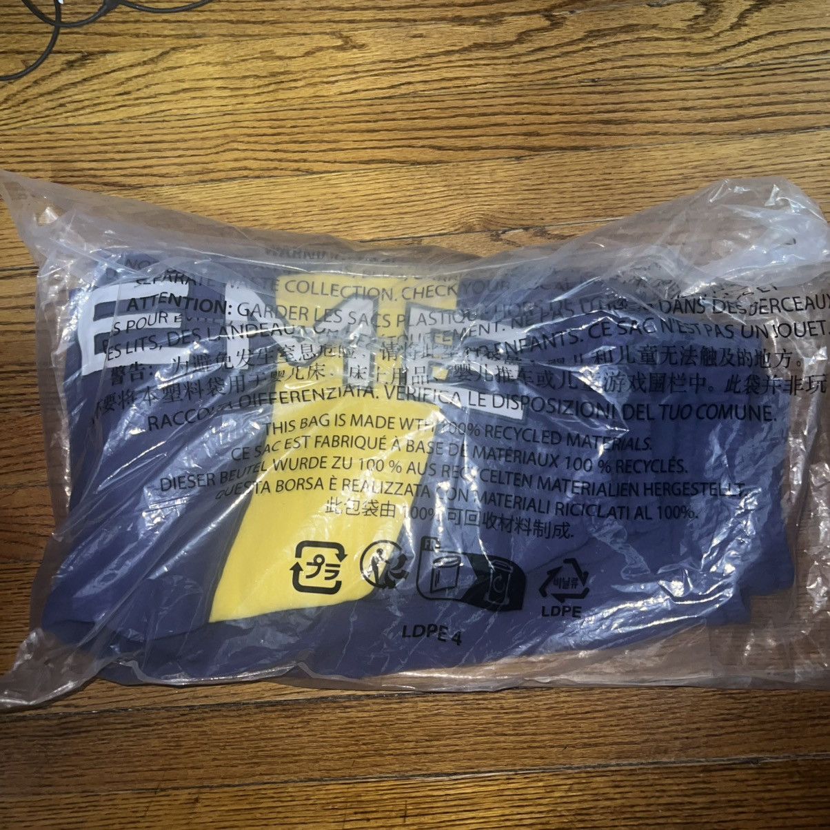 Supreme Supreme Panedled Sweatpant Washed Navy Size: Small Size US 30 / EU 46 - 5 Thumbnail