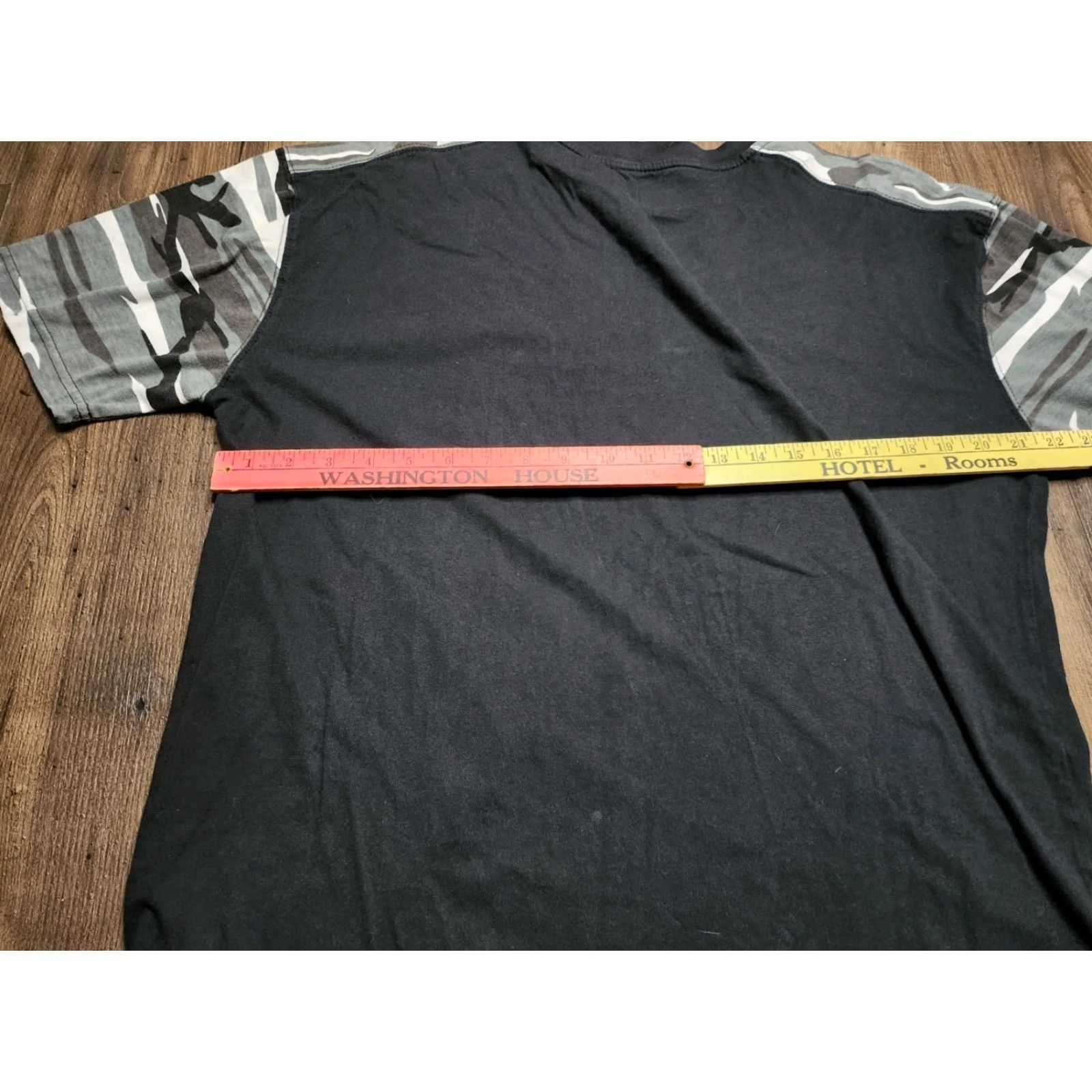 Vintage Livesore Patriotic Camo Sleeve Workout T-Shirt Mens XL Black Cotton Short Sleeve CrossFit Gym Power Lift Size US XL / EU 56 / 4 - 3 Thumbnail