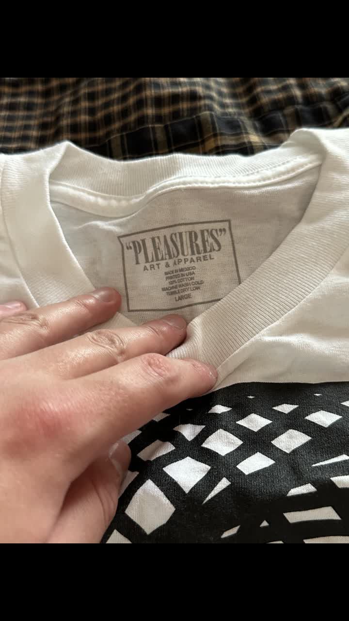 Pleasures Pleasures Spiral Tee Size US L / EU 52-54 / 3 - 2 Thumbnail